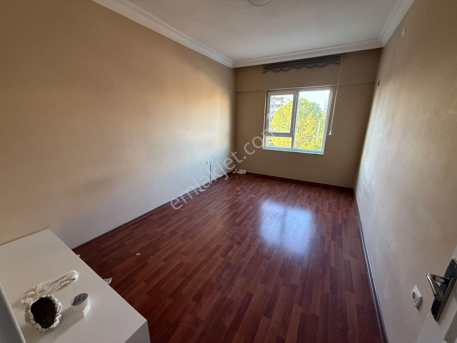 Fırsat Daire Şehir Hastanesi Yakını Havuzlu Güvenlikli Geniş 2+1 - Görsel 13