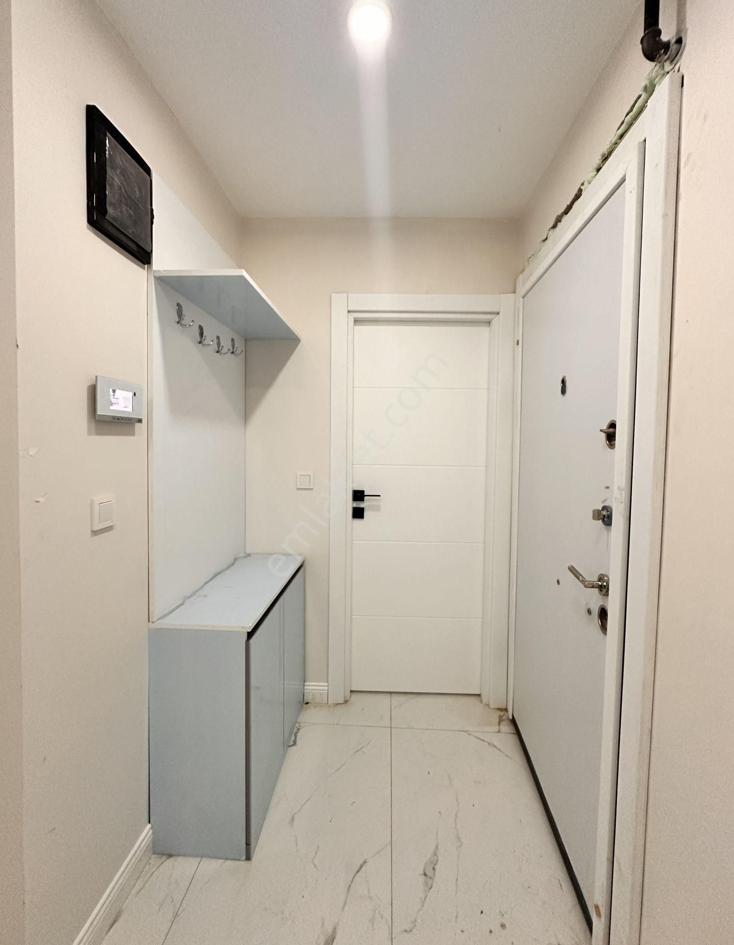 Next House'dan, Bahçelievler Merkezde, Bahçe Kullanımlı, 2+1 - Görsel 21