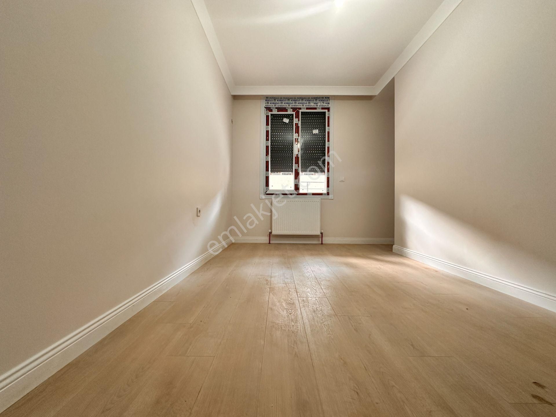 Next House'dan, Bahçelievler Merkezde, Bahçe Kullanımlı, 2+1 - Görsel 18