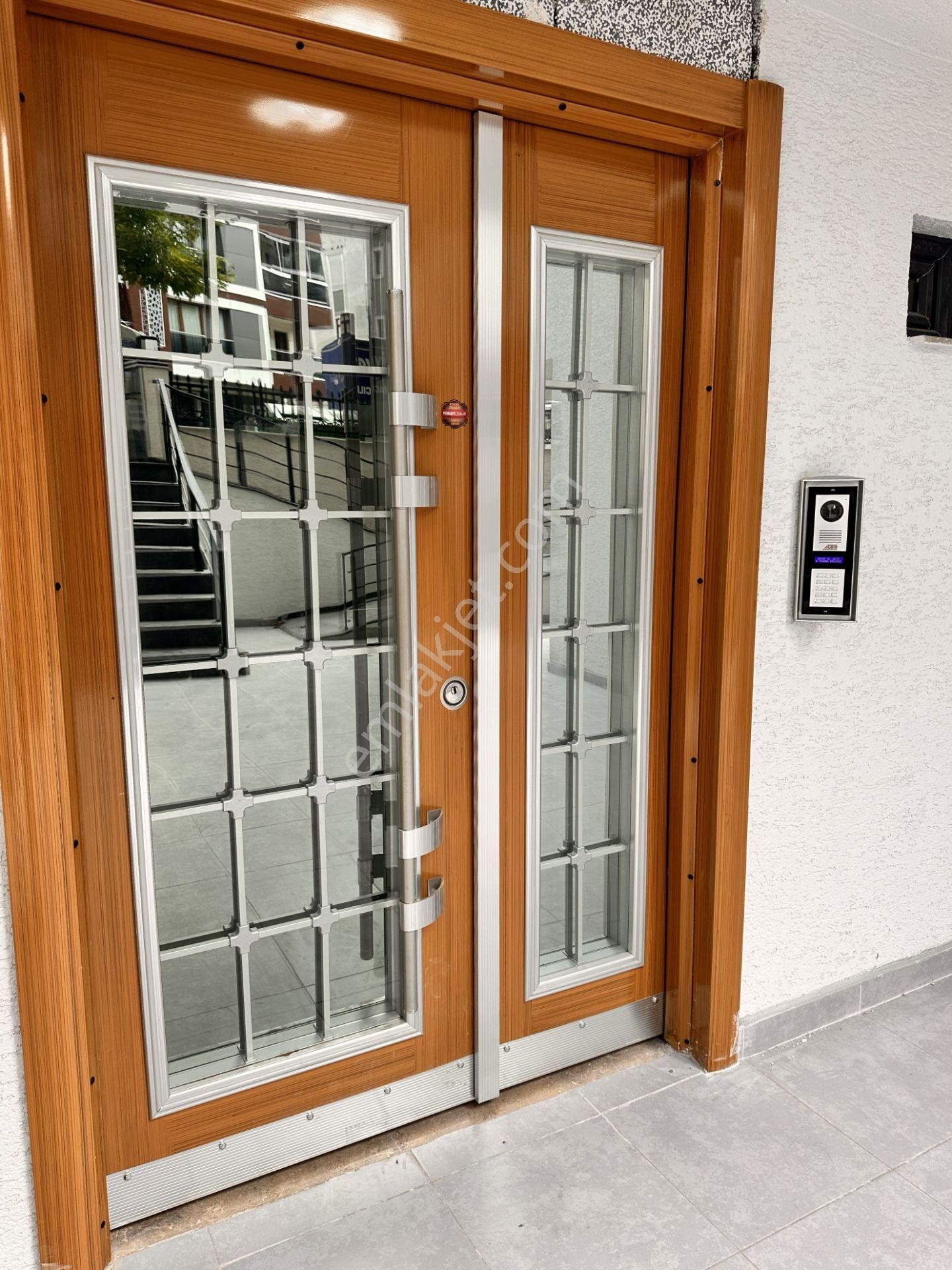 Next House'dan, Bahçelievler Merkezde, Bahçe Kullanımlı, 2+1 - Görsel 28