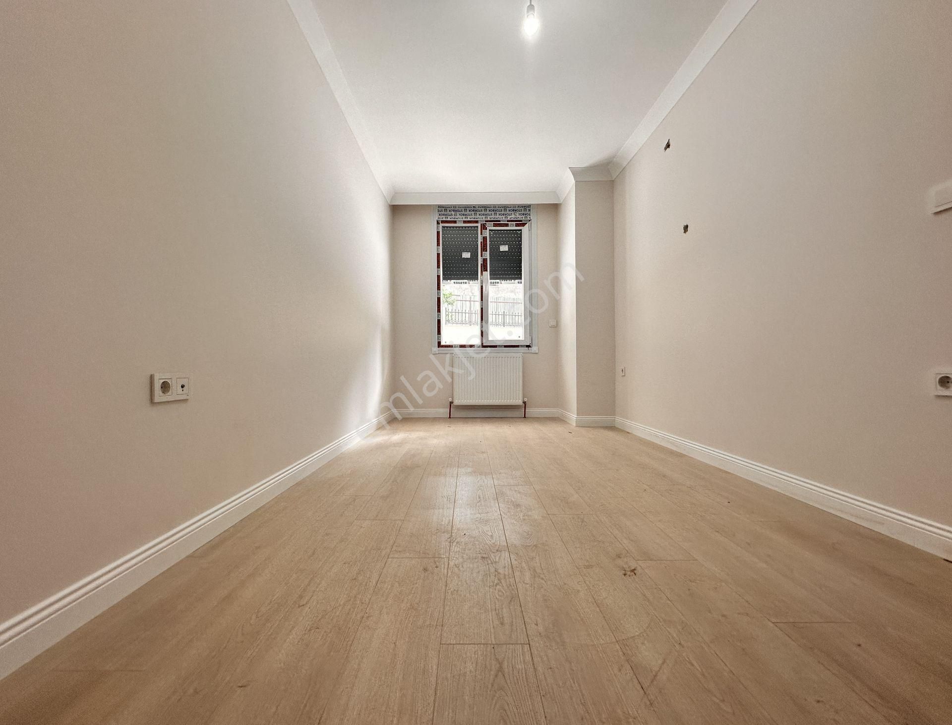 Next House'dan, Bahçelievler Merkezde, Bahçe Kullanımlı, 2+1 - Görsel 8