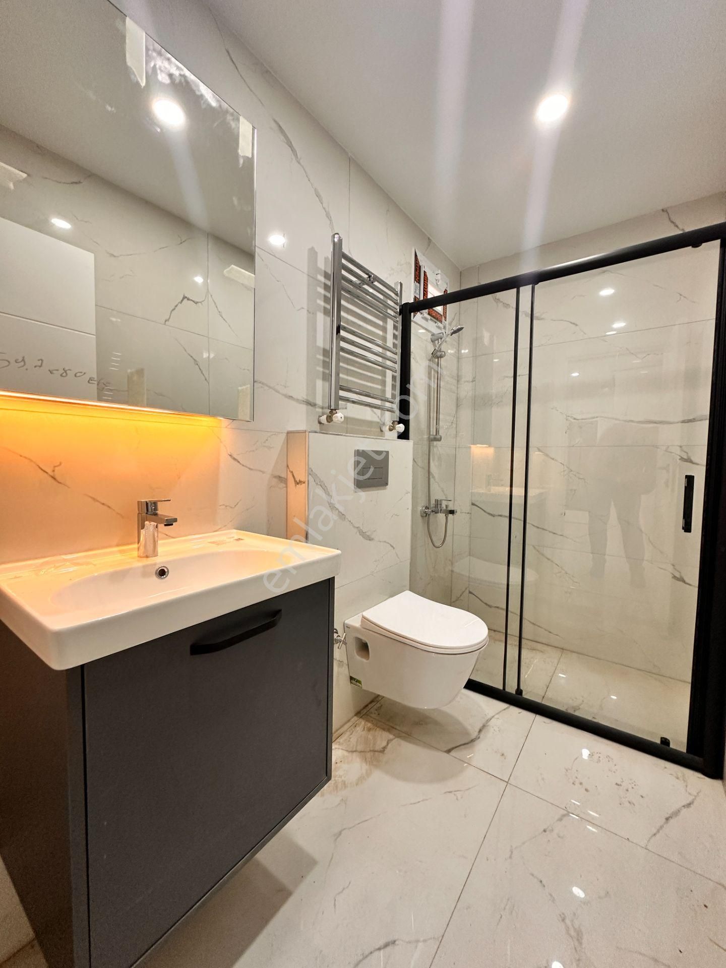 Next House'dan, Bahçelievler Merkezde, Bahçe Kullanımlı, 2+1 - Görsel 16