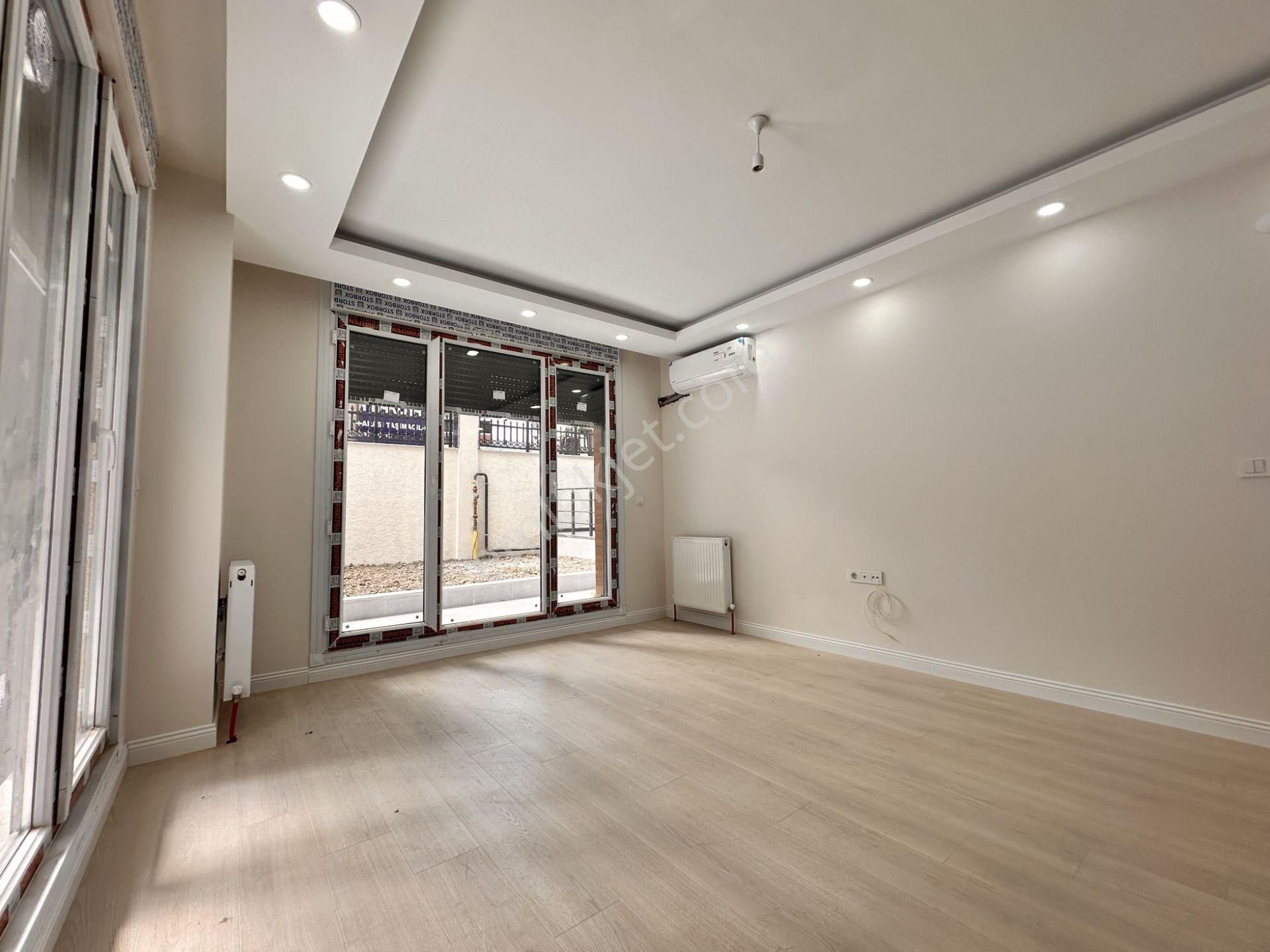 Next House'dan, Bahçelievler Merkezde, Bahçe Kullanımlı, 2+1 - Görsel 9