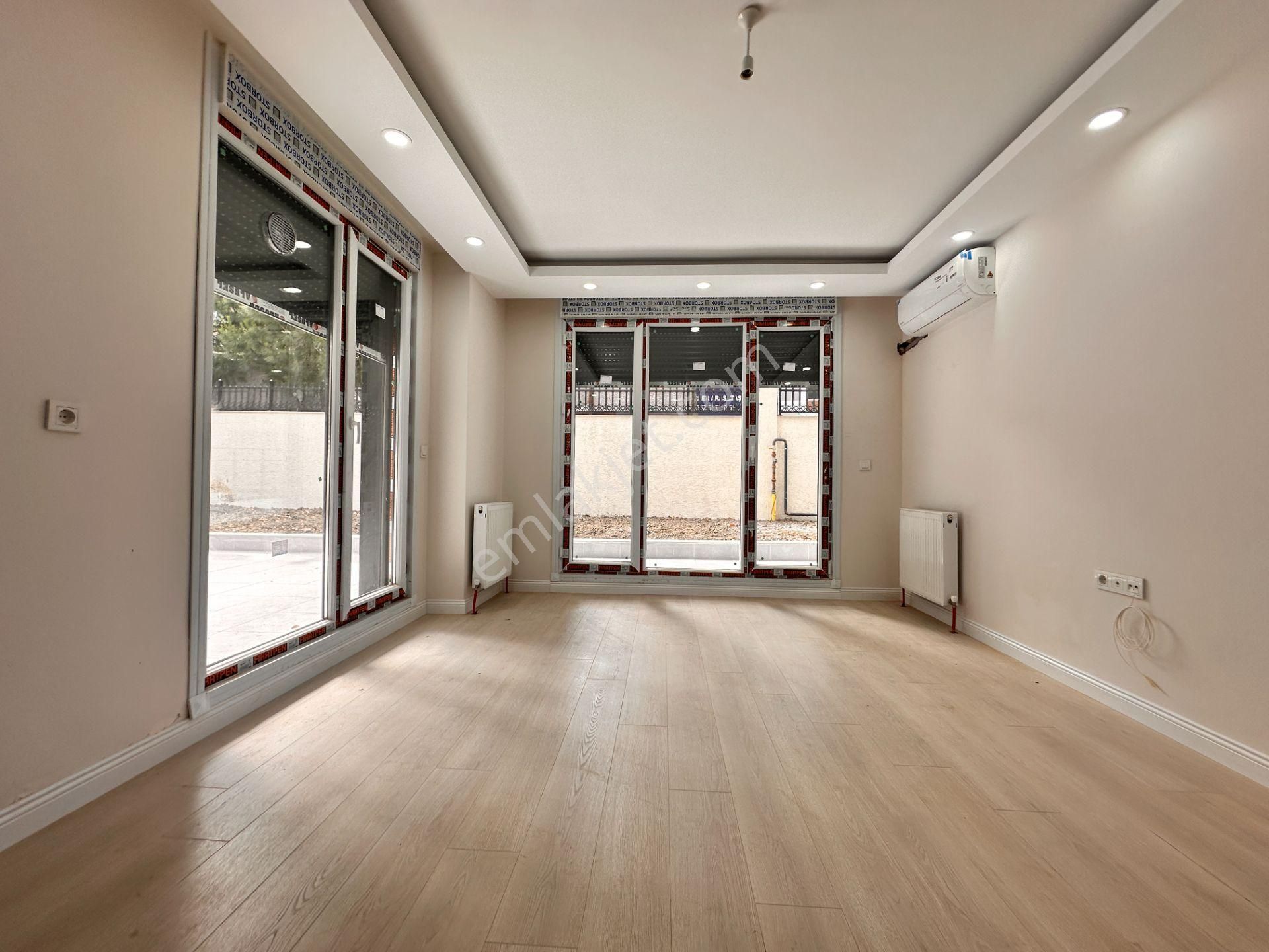 Next House'dan, Bahçelievler Merkezde, Bahçe Kullanımlı, 2+1