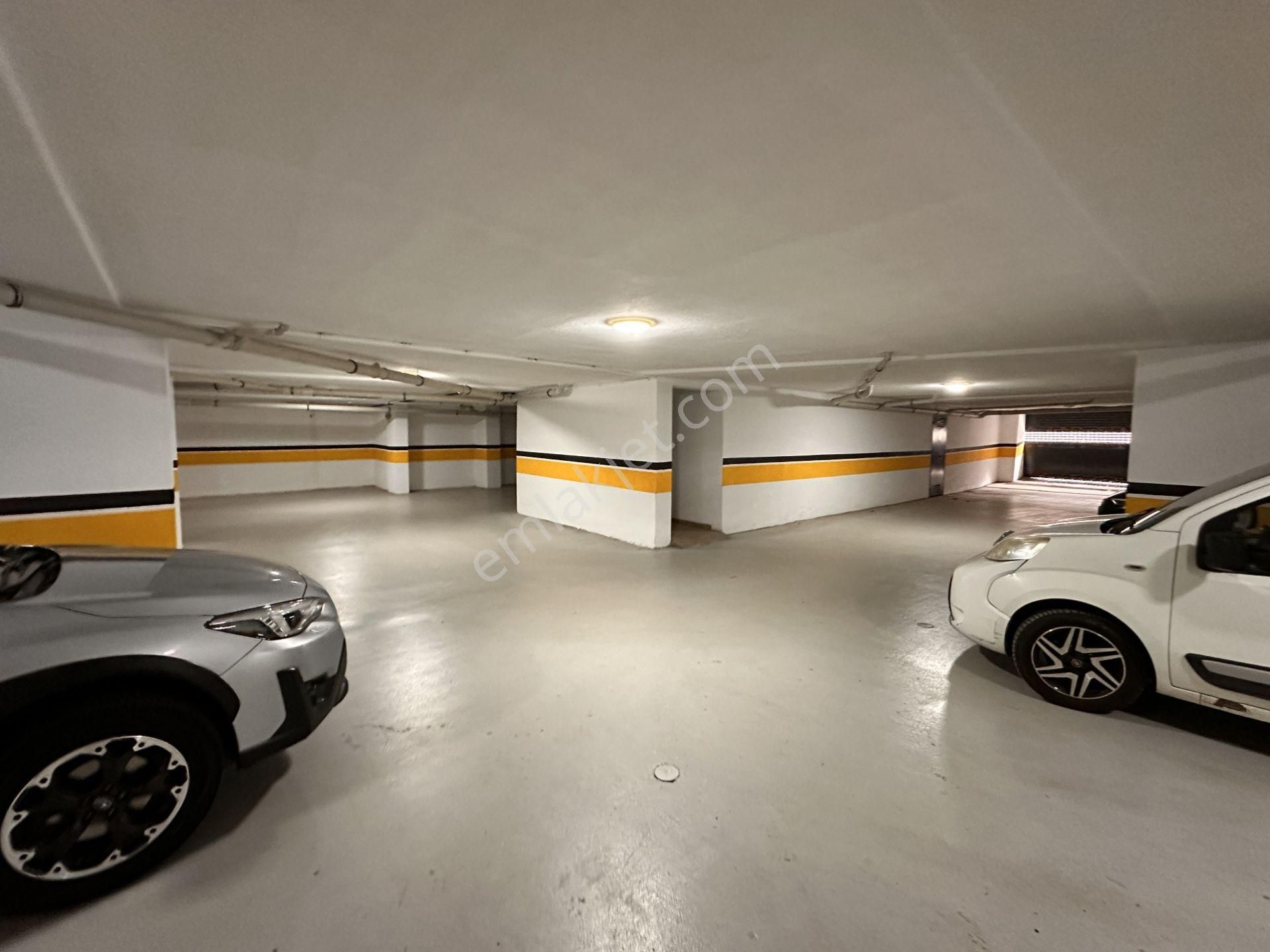 Next House'dan, Bahçelievler Merkezde, Bahçe Kullanımlı, 2+1 - Görsel 26