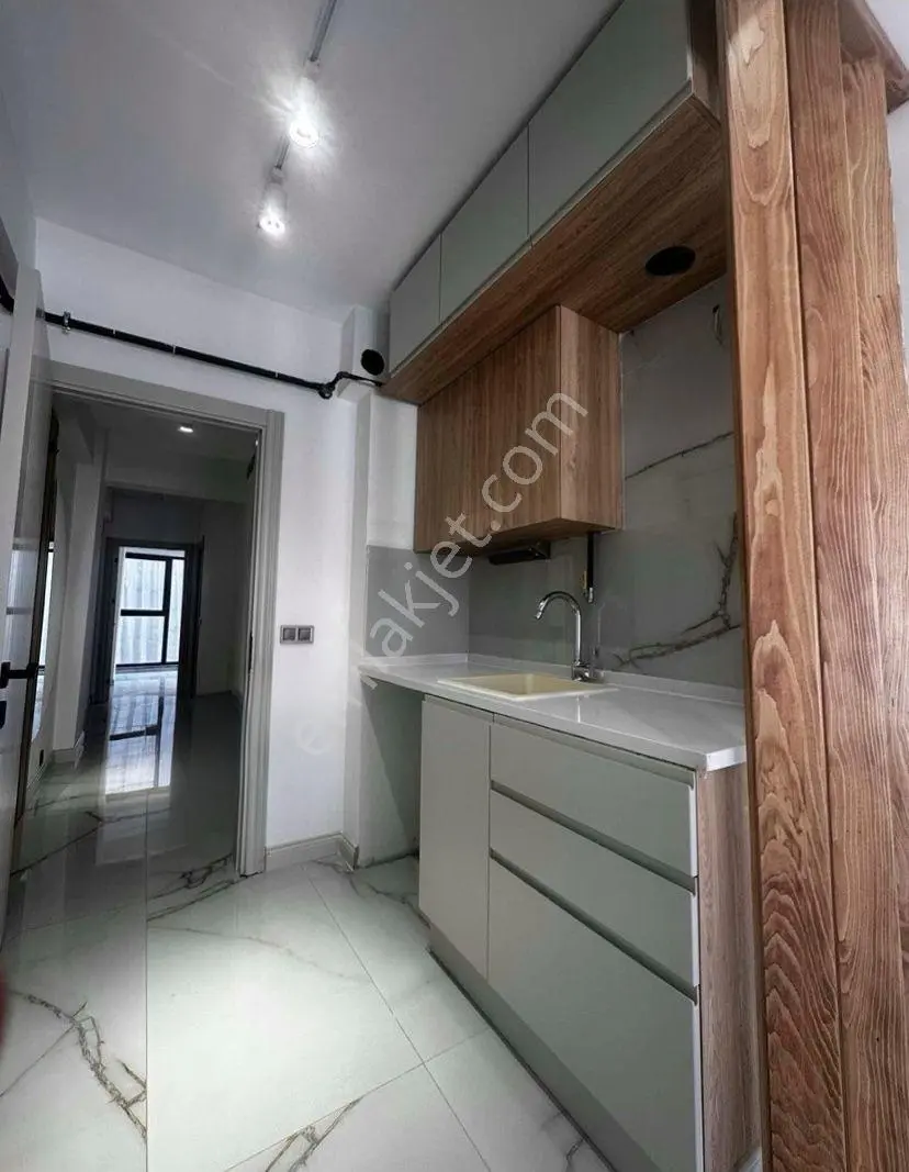 Yıldıztepe Mahallesinde Satılık 1+1 Daire