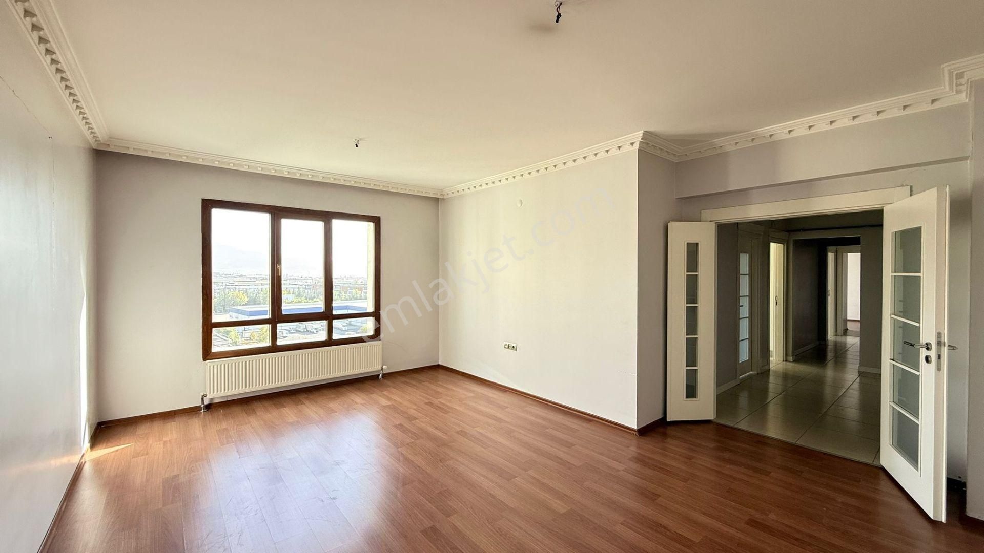 Arven Safir Sitesi Kiralık 3+1 Lüks Daire - Görsel 21