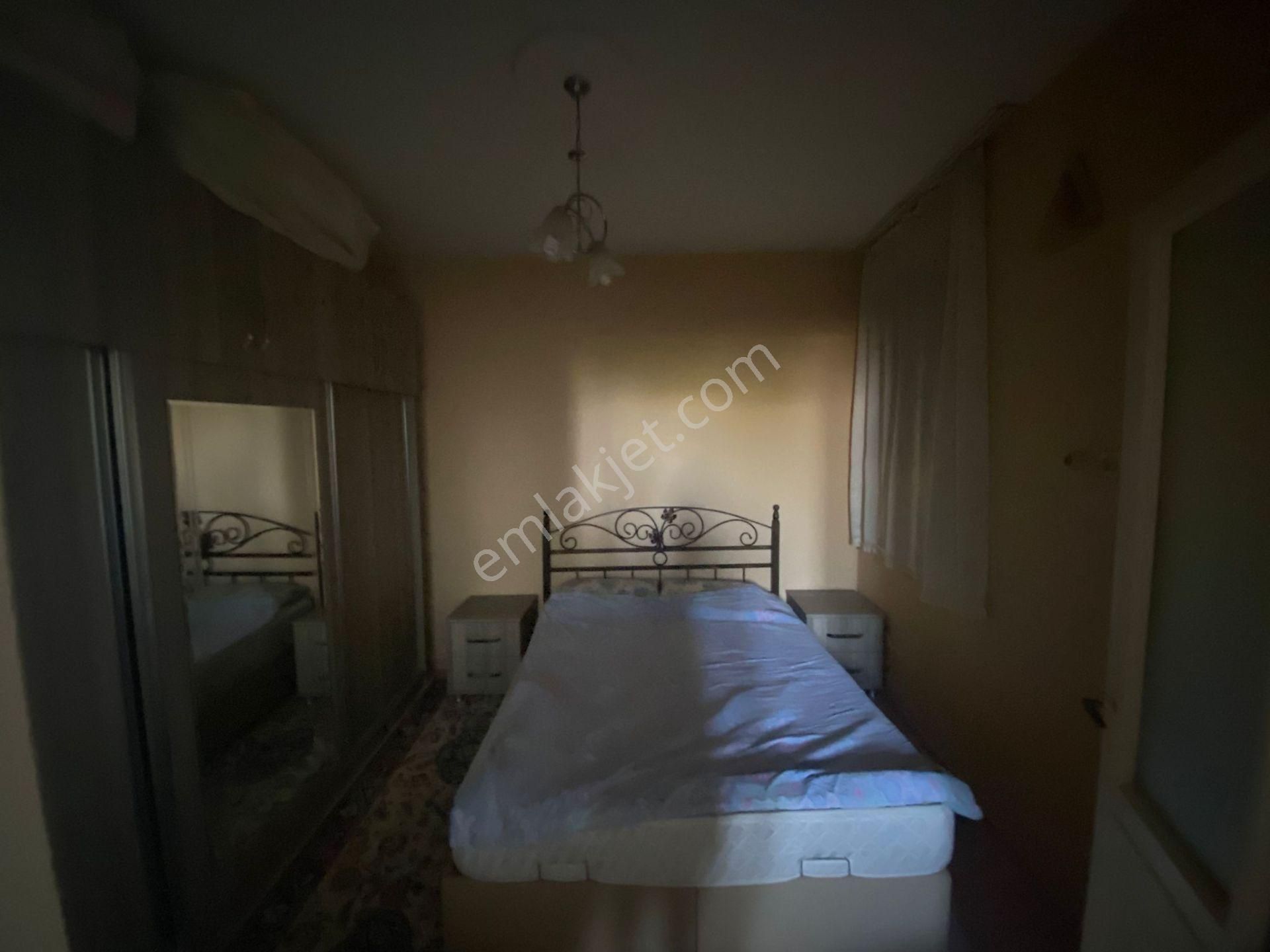 Acill Kona Kferahlı Mah.de 160m2 Arsa İçerisinde 3 Adet Ev'li Komple Satılık Müstakil Bina - Görsel 13