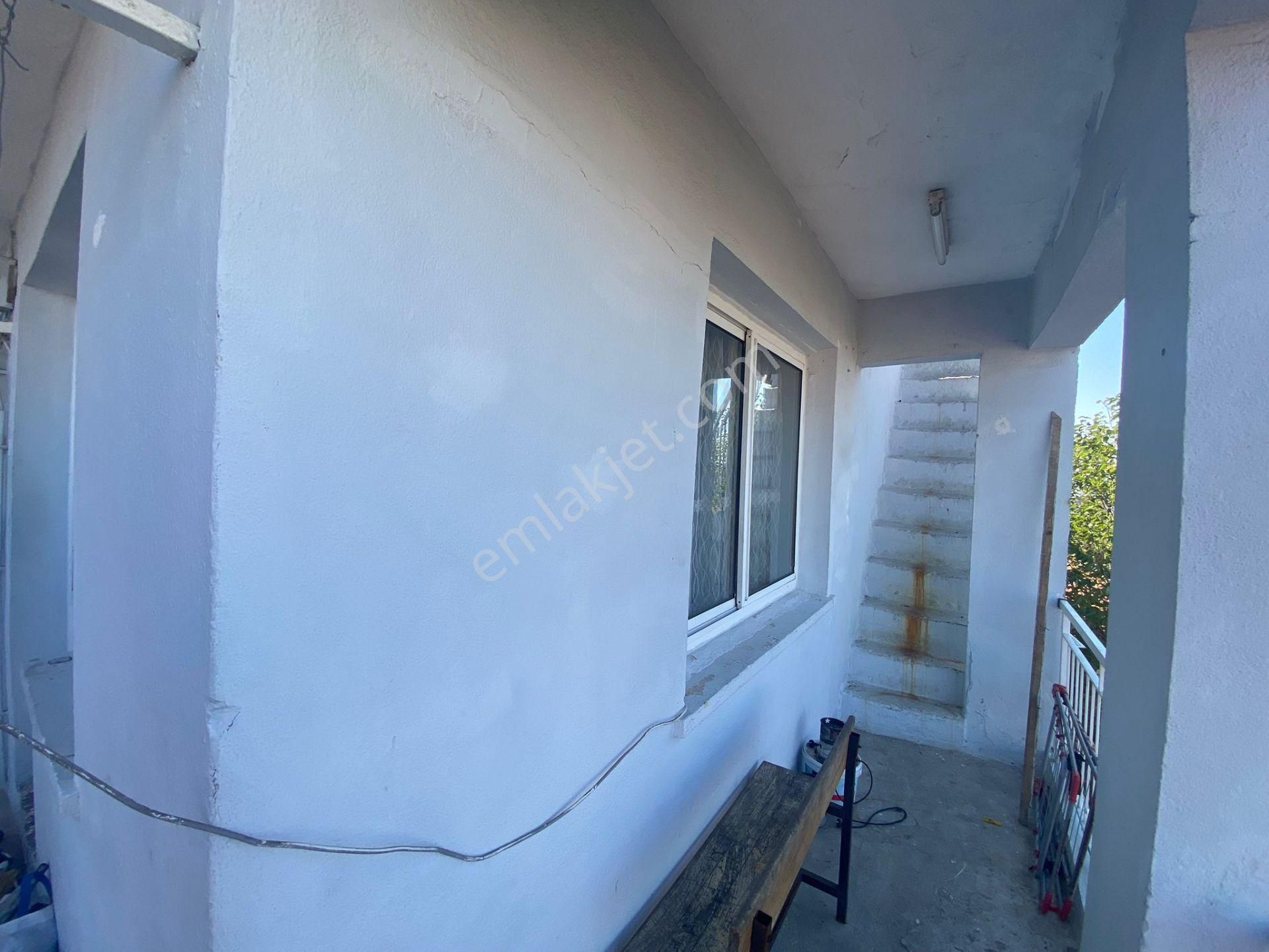 Acill Kona Kferahlı Mah.de 160m2 Arsa İçerisinde 3 Adet Ev'li Komple Satılık Müstakil Bina - Görsel 28