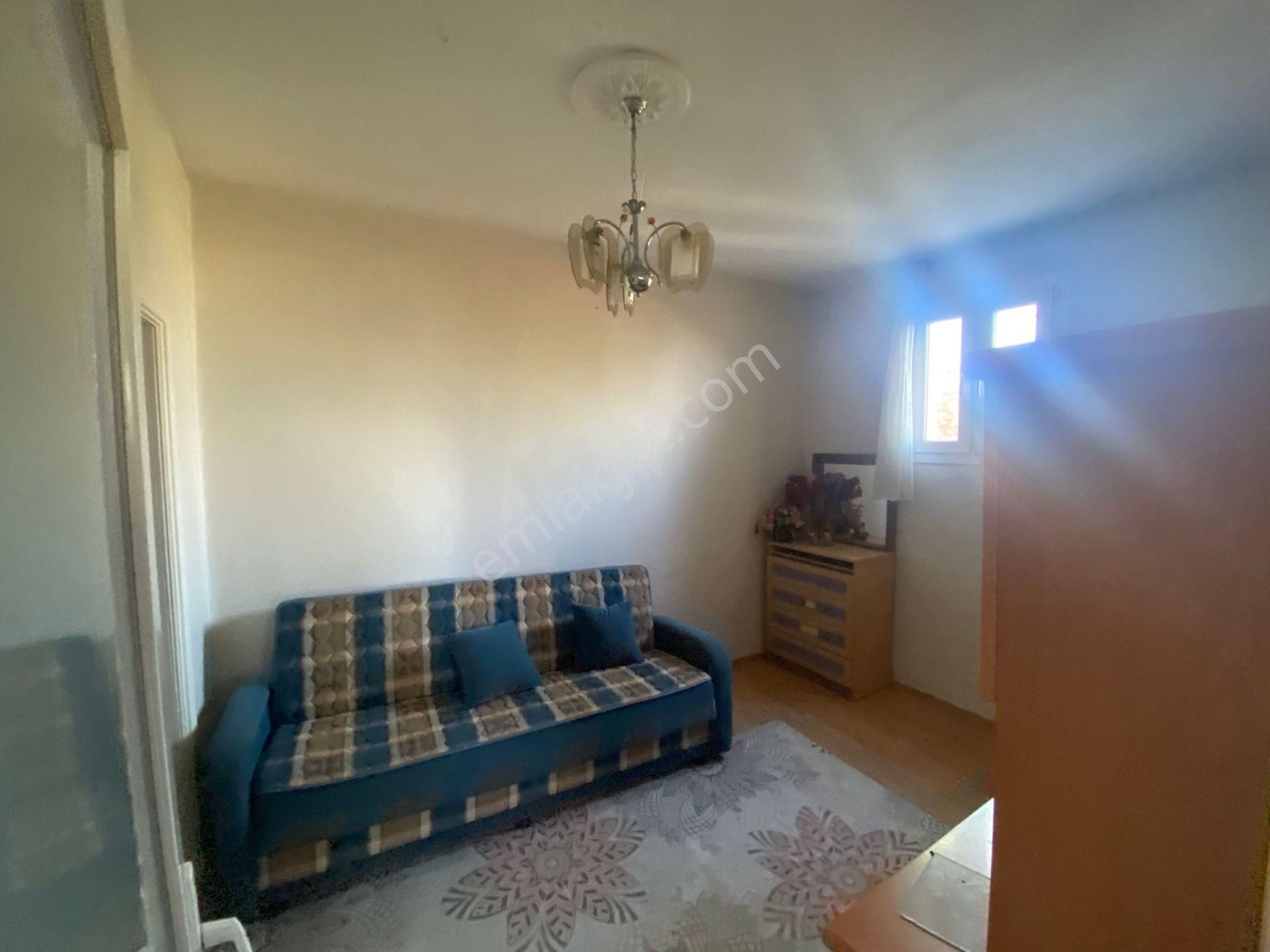 Acill Kona Kferahlı Mah.de 160m2 Arsa İçerisinde 3 Adet Ev'li Komple Satılık Müstakil Bina - Görsel 12