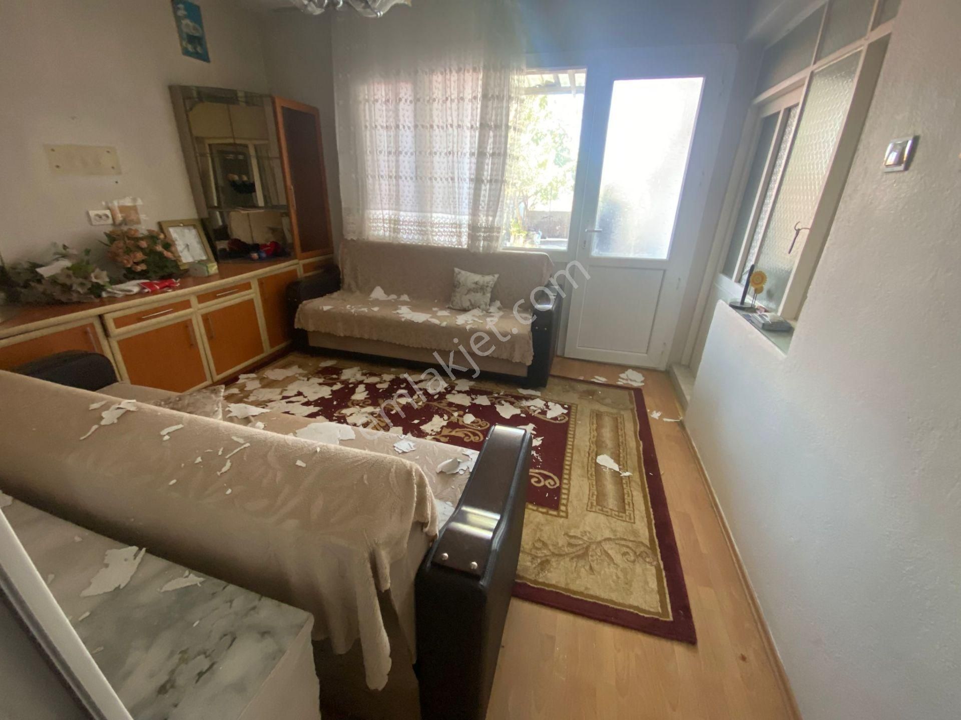 Acill Kona Kferahlı Mah.de 160m2 Arsa İçerisinde 3 Adet Ev'li Komple Satılık Müstakil Bina - Görsel 9