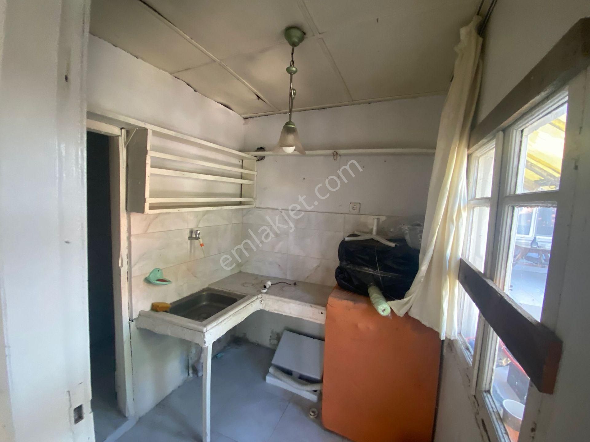 Acill Kona Kferahlı Mah.de 160m2 Arsa İçerisinde 3 Adet Ev'li Komple Satılık Müstakil Bina - Görsel 26