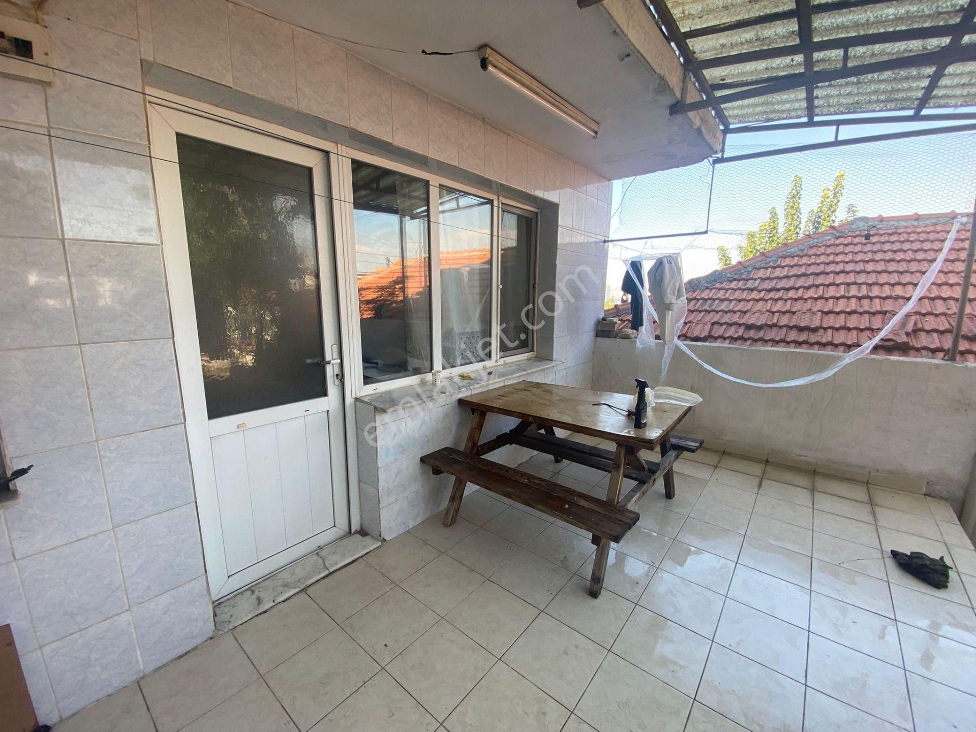 Acill Kona Kferahlı Mah.de 160m2 Arsa İçerisinde 3 Adet Ev'li Komple Satılık Müstakil Bina - Görsel 23