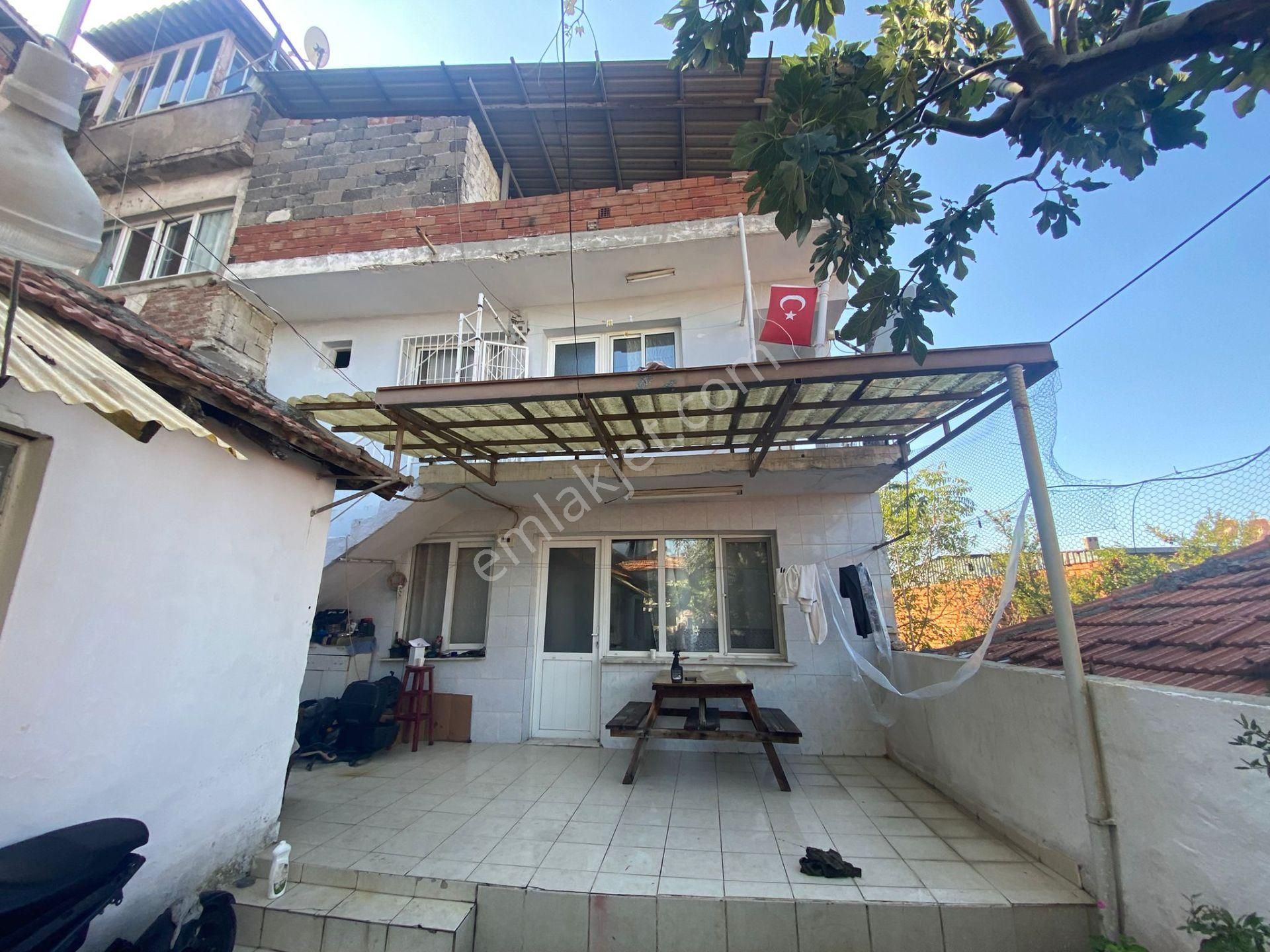 Acill Kona Kferahlı Mah.de 160m2 Arsa İçerisinde 3 Adet Ev'li Komple Satılık Müstakil Bina - Görsel 27
