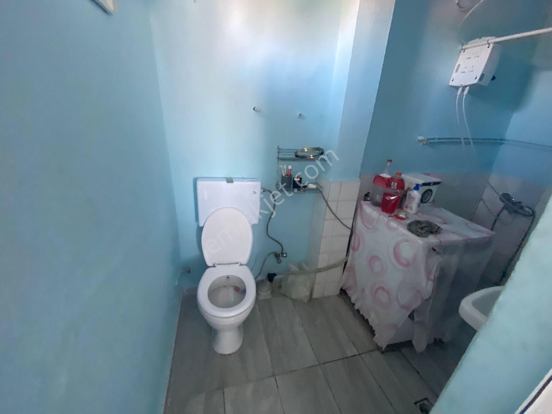 Acill Kona Kferahlı Mah.de 160m2 Arsa İçerisinde 3 Adet Ev'li Komple Satılık Müstakil Bina - Görsel 6