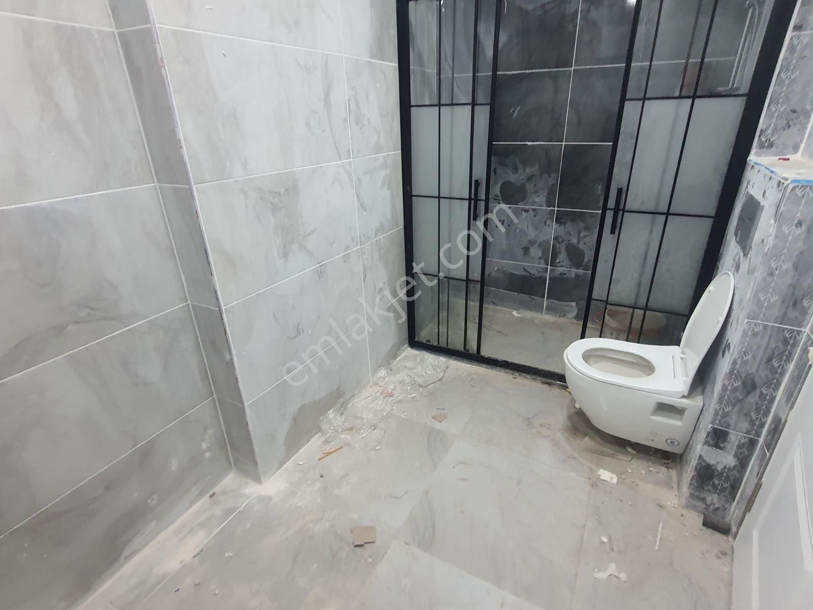 Küçükçekmece Cennet Mah. Satılık 100 M2 Teraslı 2+1 Büyük Y.giriş - Görsel 8