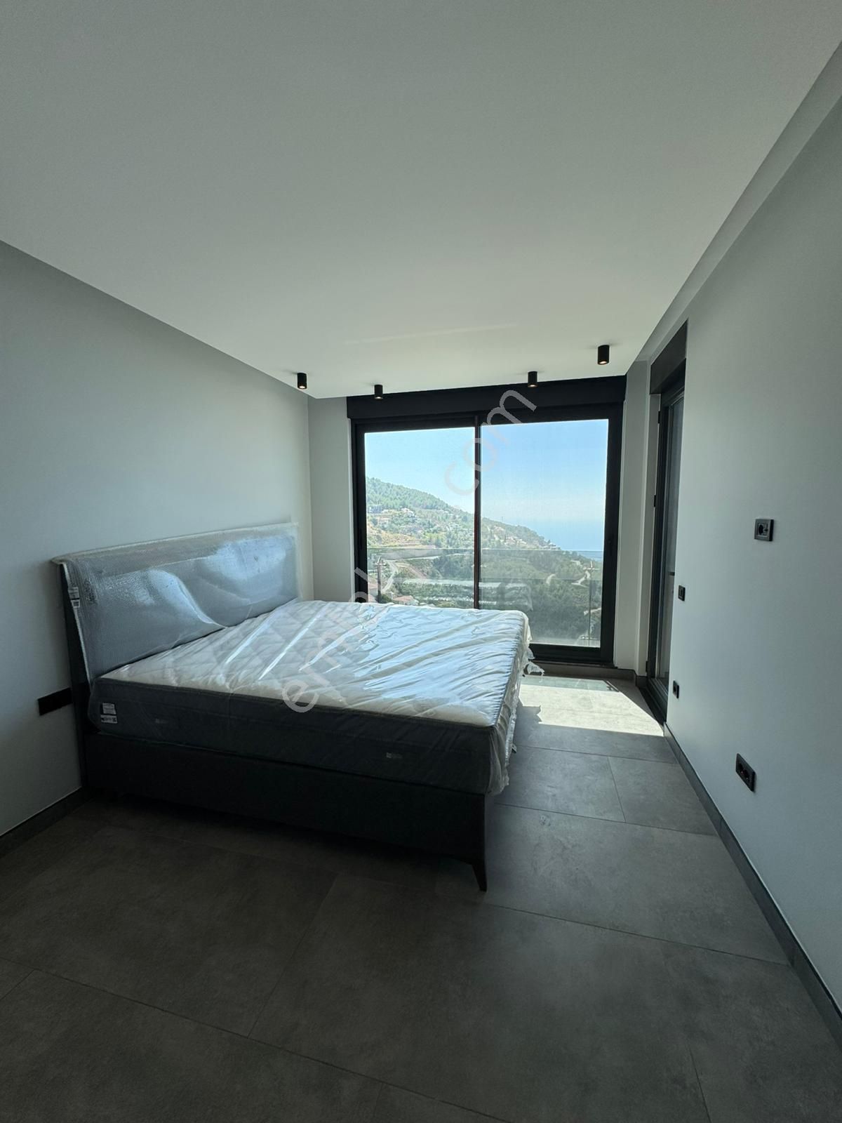 Alanya Bektaş Trıplex Müstakil Site İçi Eşyalı Kiralık Villa - Görsel 12