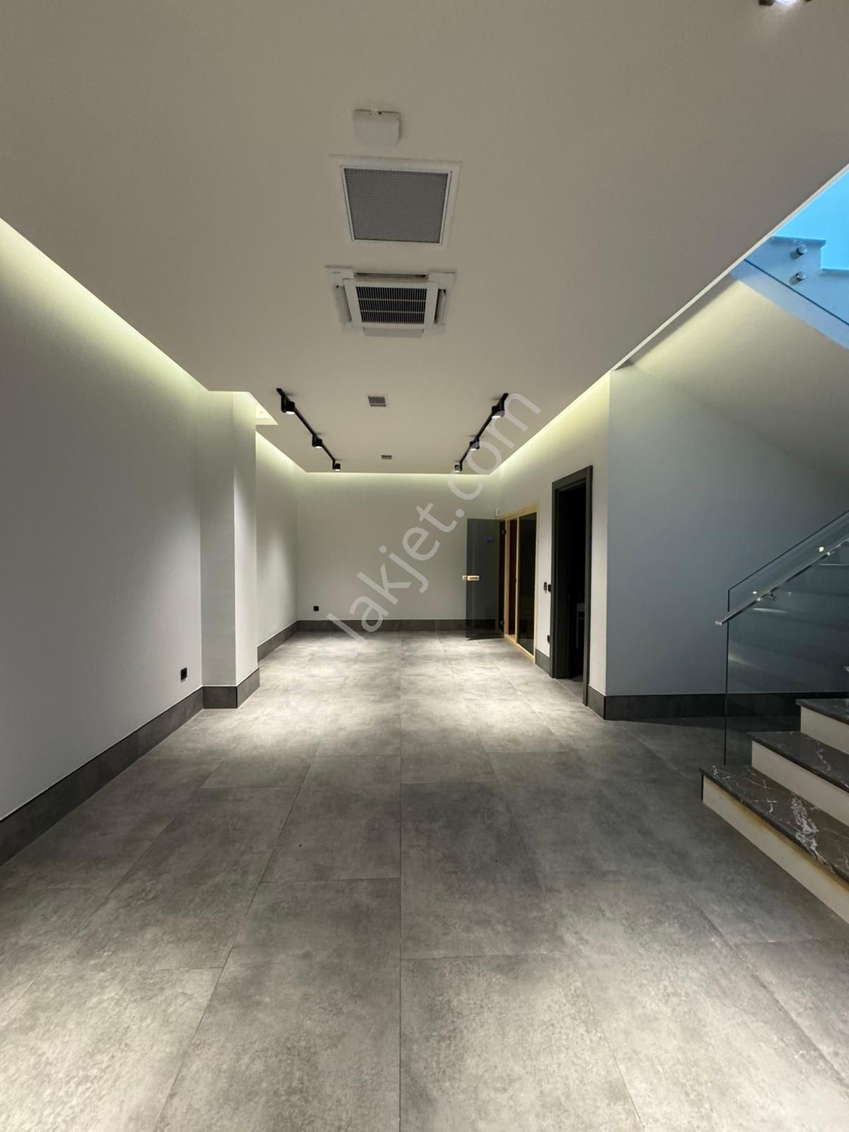 Alanya Bektaş Trıplex Müstakil Site İçi Eşyalı Kiralık Villa - Görsel 19