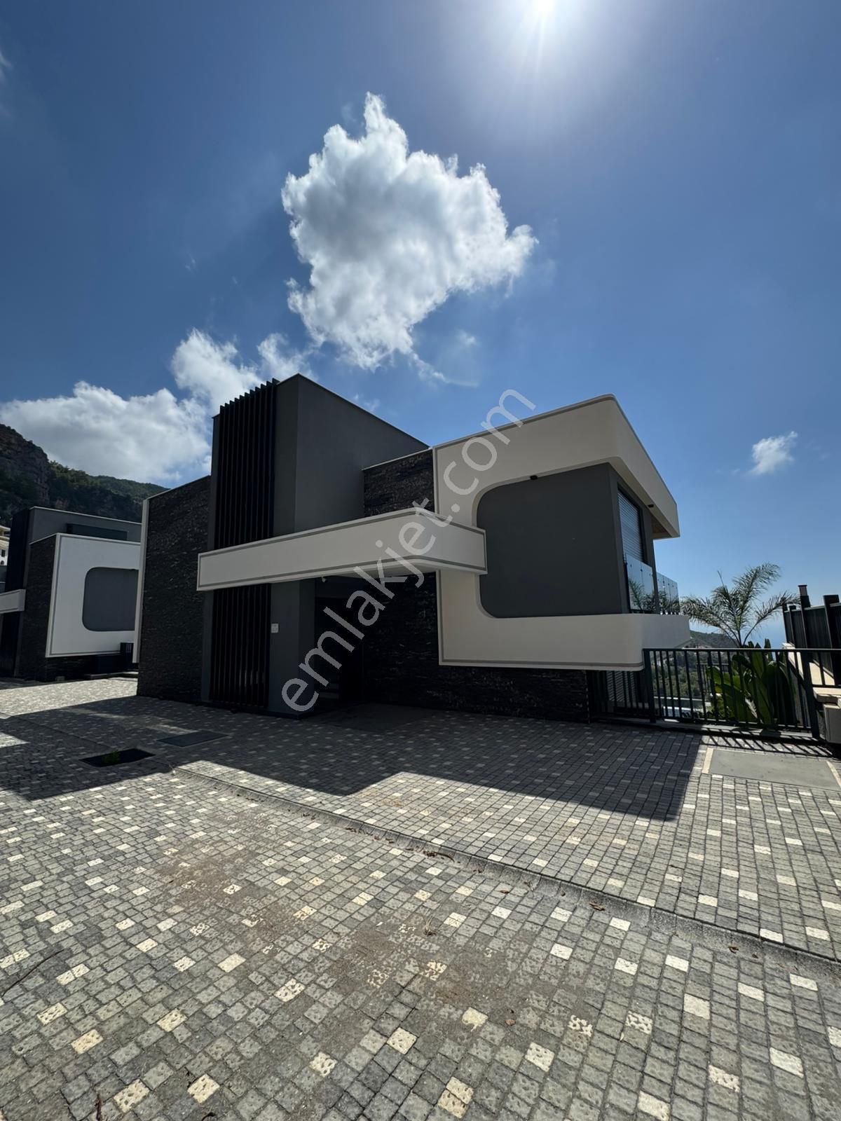 Alanya Bektaş Trıplex Müstakil Site İçi Eşyalı Kiralık Villa - Görsel 4