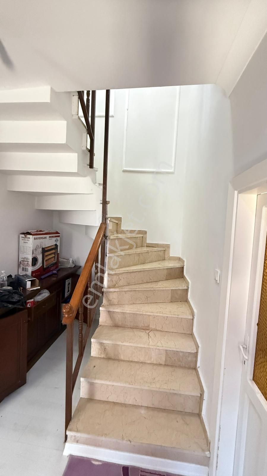 Haydar Emlaktan Kamaraderede 700 M2 İçinde Müstakil Köşe Villa - Görsel 24