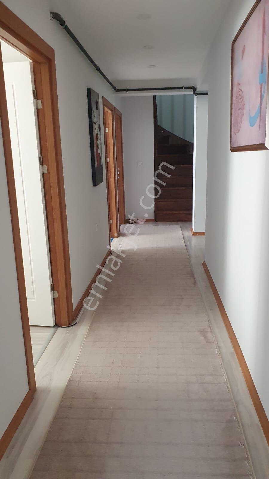 Küçükçekmece Yenimahalle. Satılık 200 M2 Otoparklı 4+1 Dubleks - Görsel 20