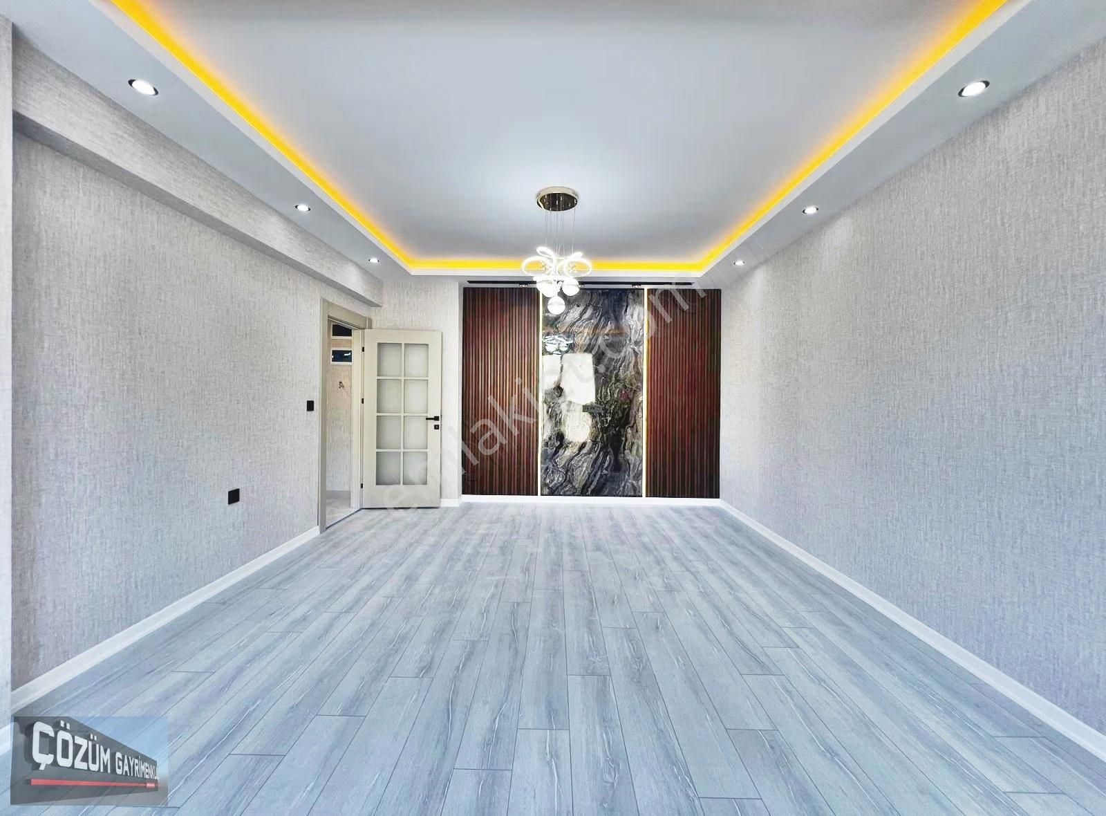 Keçiören Karakaya'da Sıfır 3+1 Full Yapılı Teras Balkon Ön Güney - Görsel 19