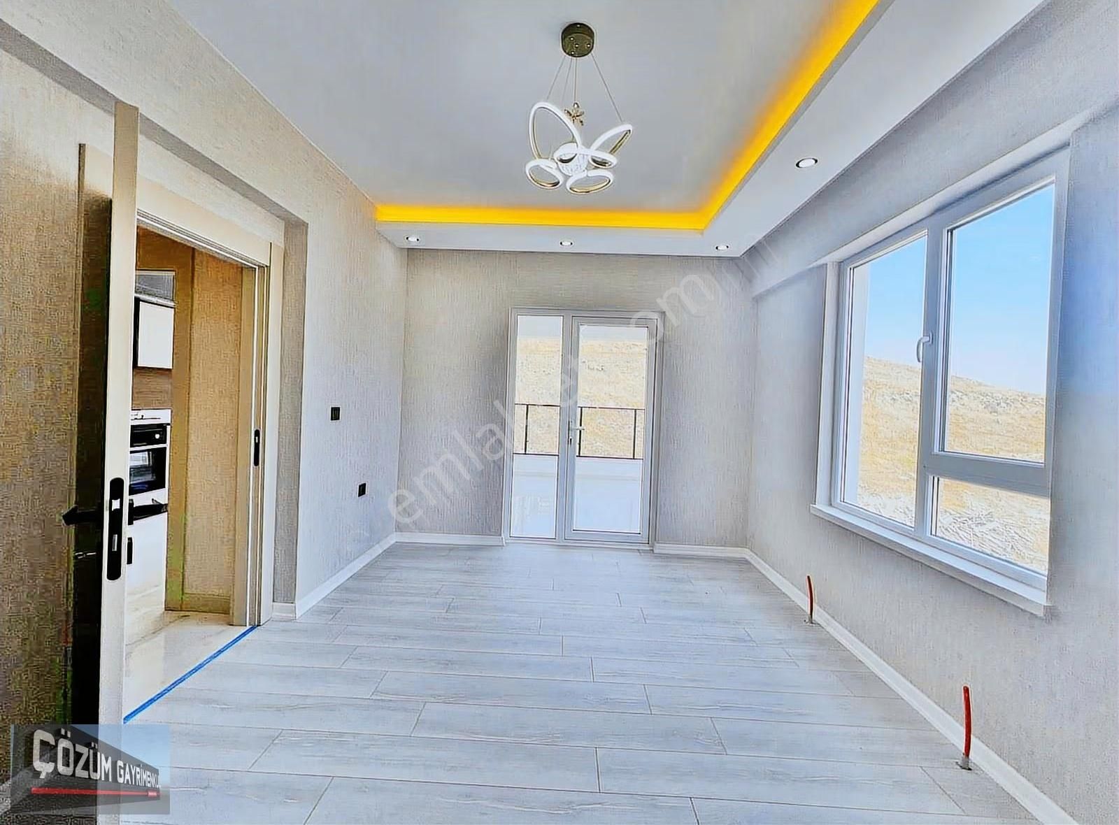 Keçiören Karakaya'da Sıfır 3+1 Full Yapılı Teras Balkon Ön Güney - Görsel 25