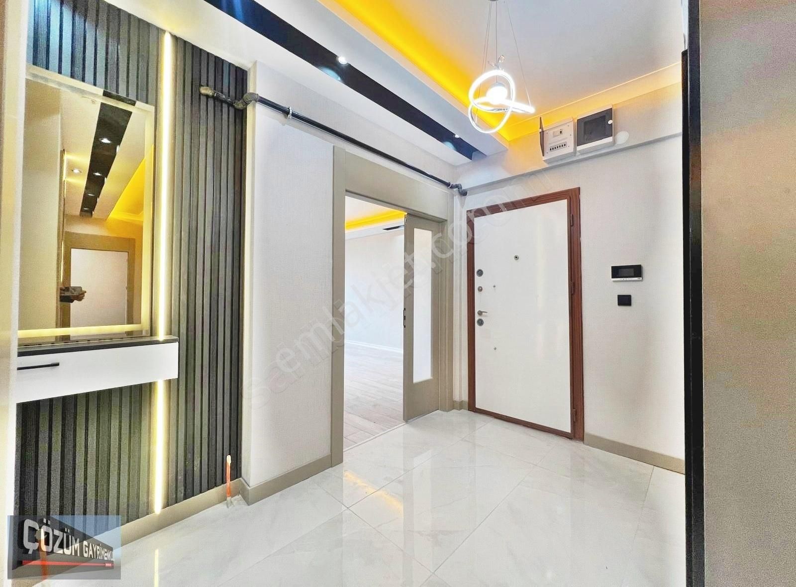 Fırsatlar Devam Ediyor Merkezde 4+1 165 M2 Ful Yapılı Çift Banyo - Görsel 21