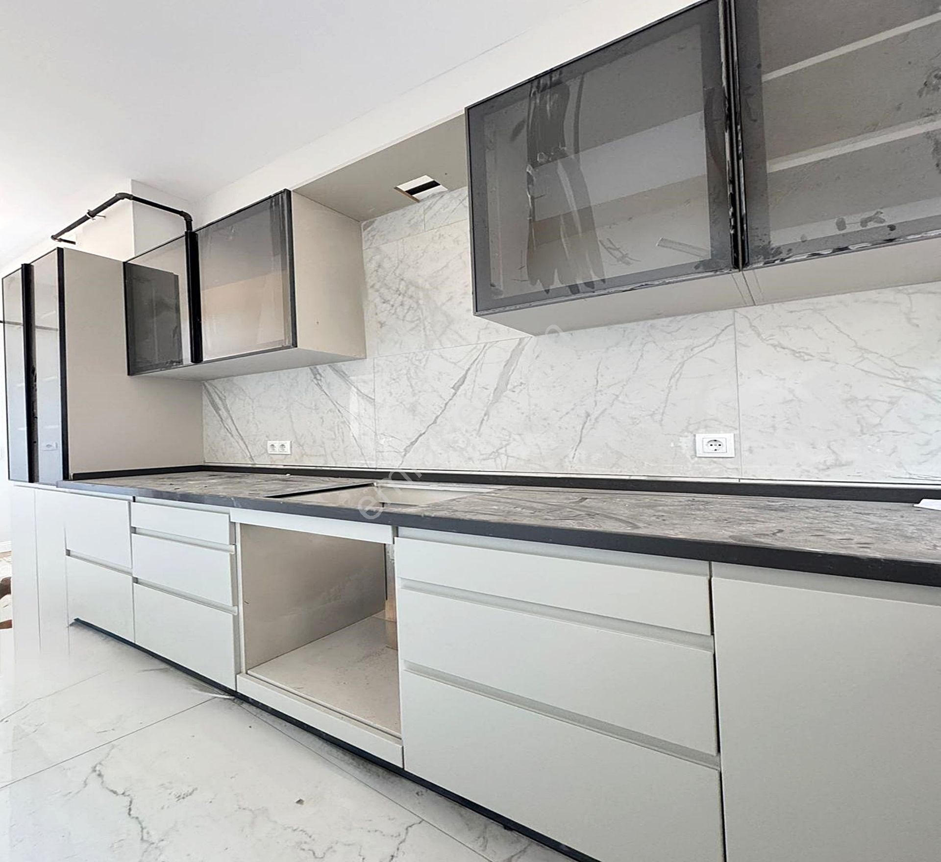 Beylikdüzünde Butik Sitede Sıfır Bahçeli 1+1 Satılık Daire! - Görsel 22