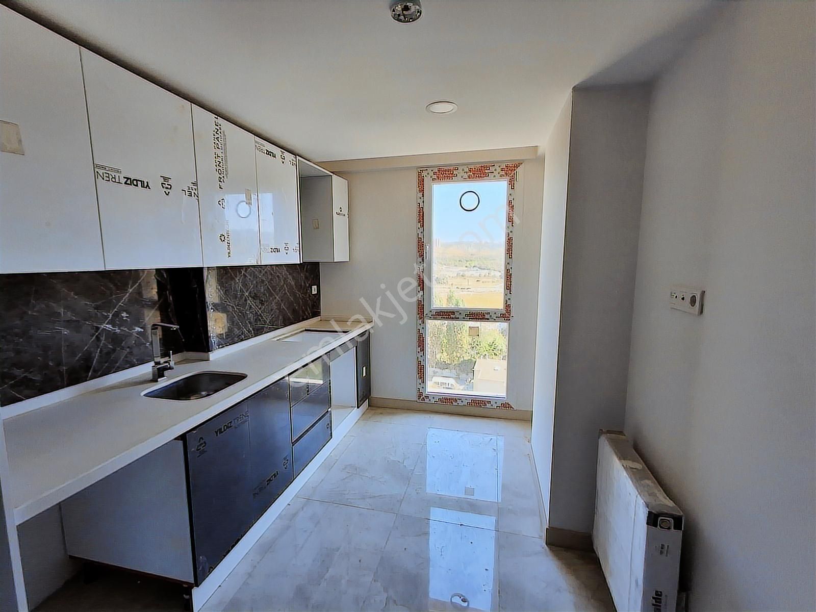 Turyaptan İgdot Karşısında 2+1 Tapulu Satılık Daire - Görsel 13