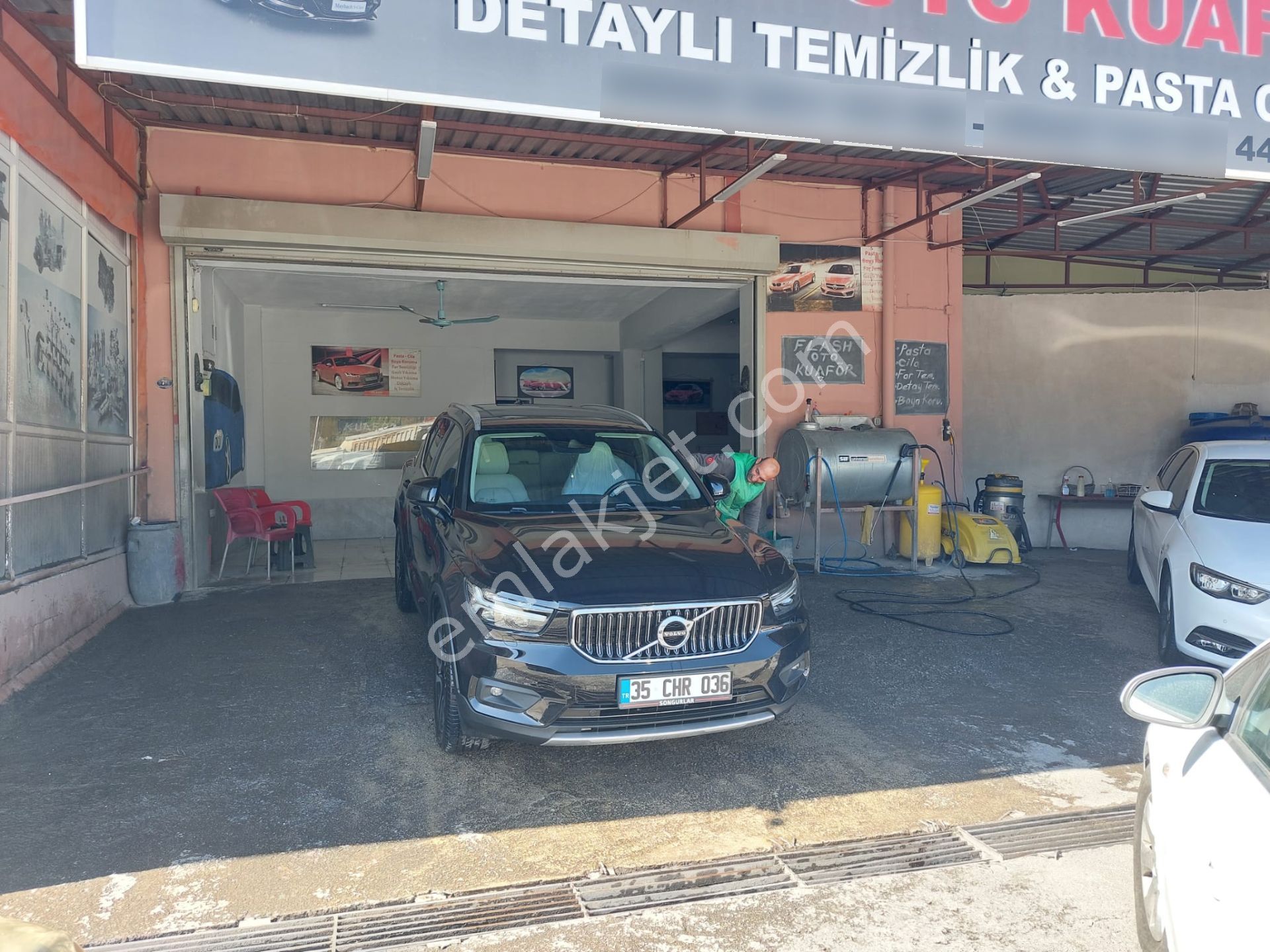 Buca 6.sanayi Sitesinde Satılık 120m2 Kullanım Alanlı İki Adet Köşe Dükkan - Görsel 3