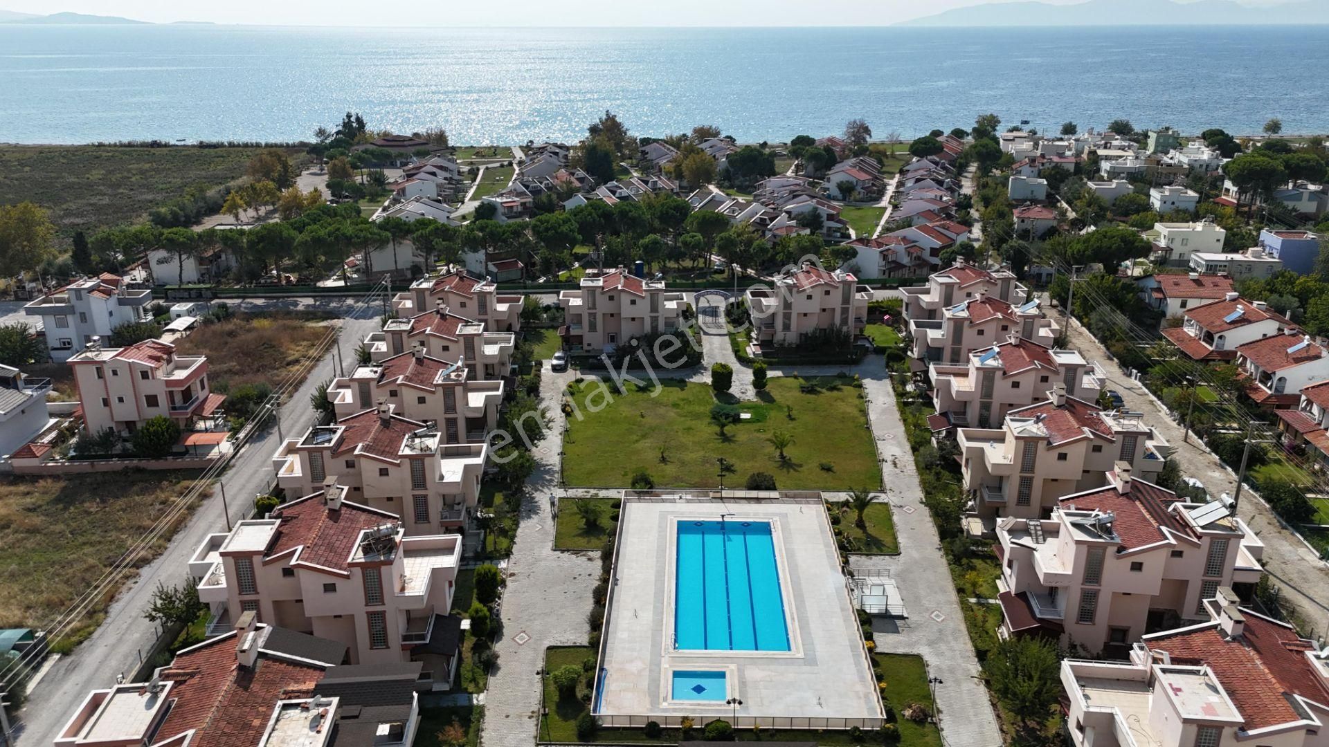 İzmir Dikili Salihleraltı Havuzlu Denize Yakın Satılık Villa - Görsel 3