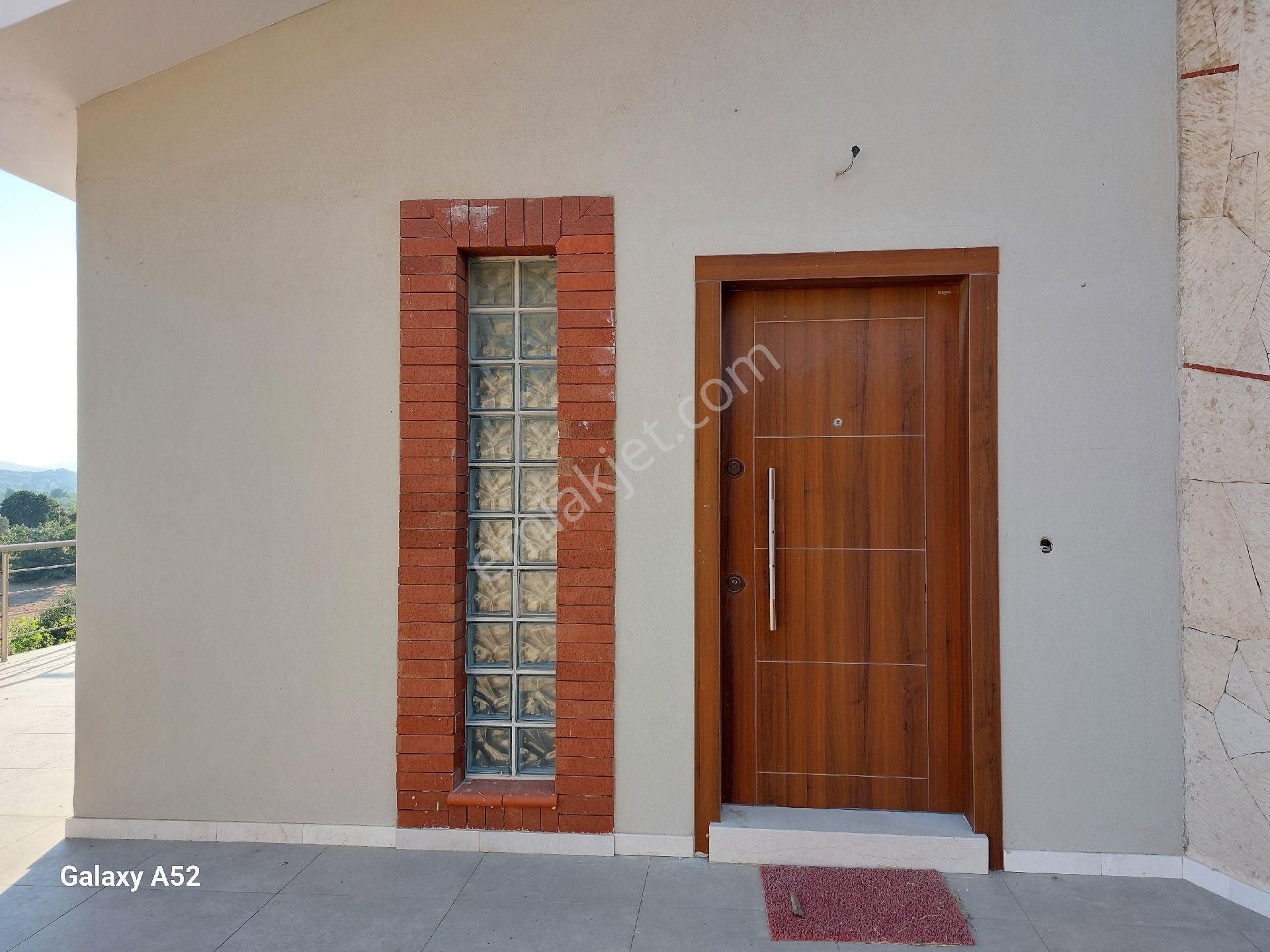 Urla Kekliktepe 'de Muhteşem Manzaralı Satılık 3,5+1 Villa - Görsel 21