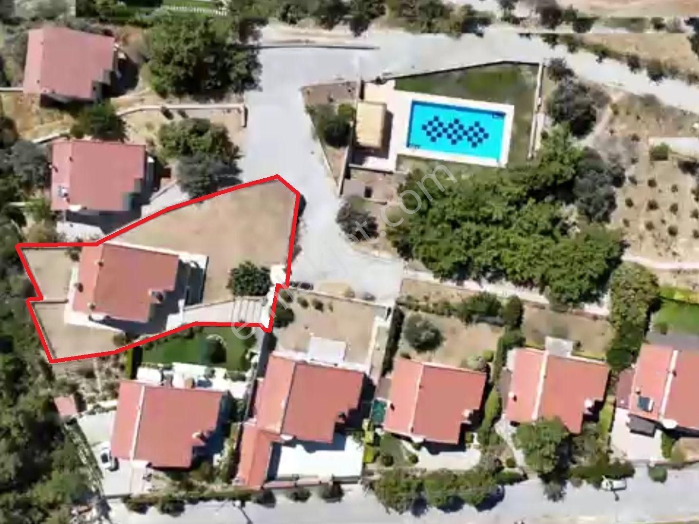 Urla Kekliktepe 'de Muhteşem Manzaralı Satılık 3,5+1 Villa - Görsel 35