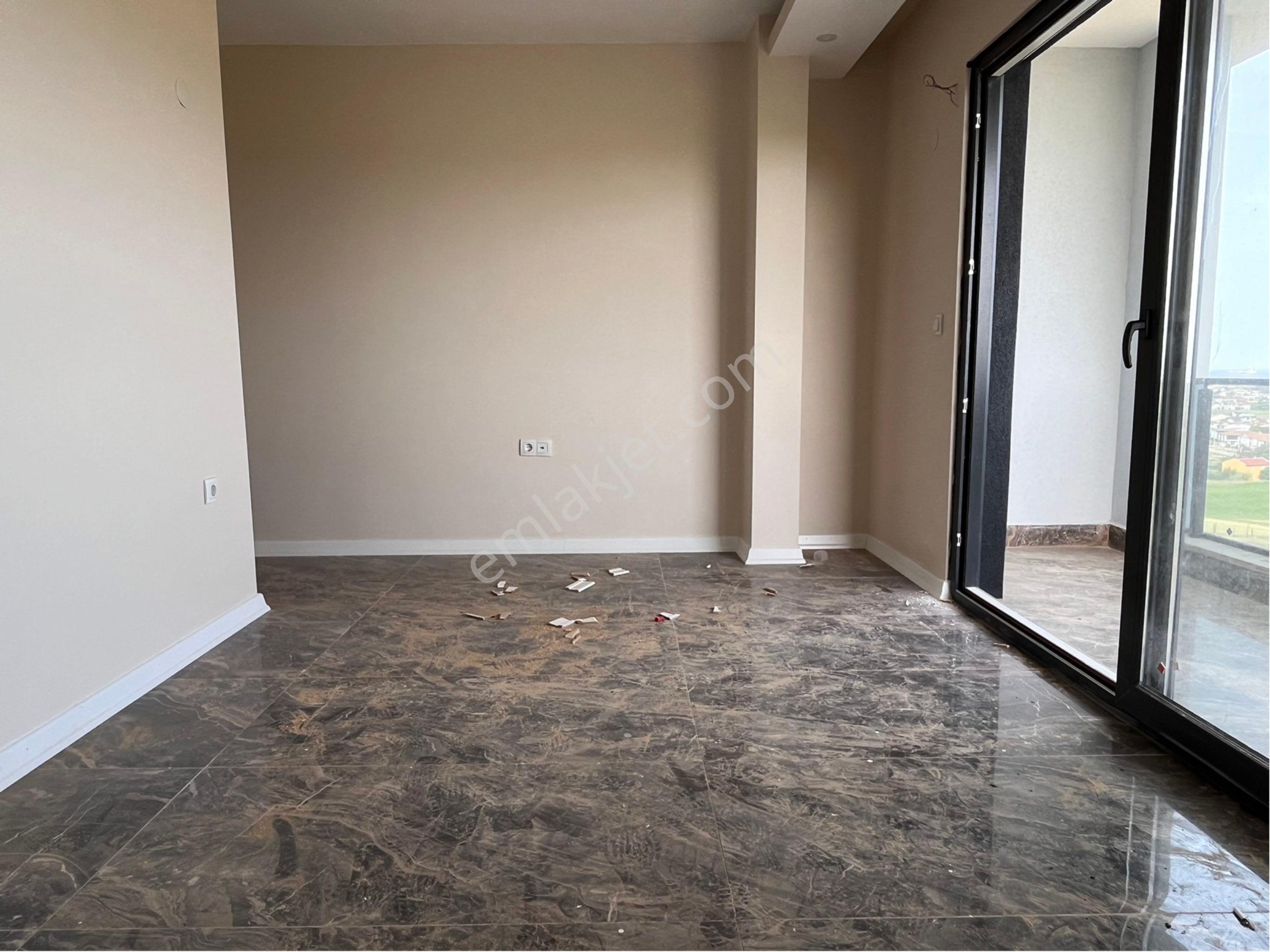 Şarköy İstiklal Mh. Full Deniz Manzaralı 4 Katlı 5+1 İkiz Triplex Satılık - Görsel 17