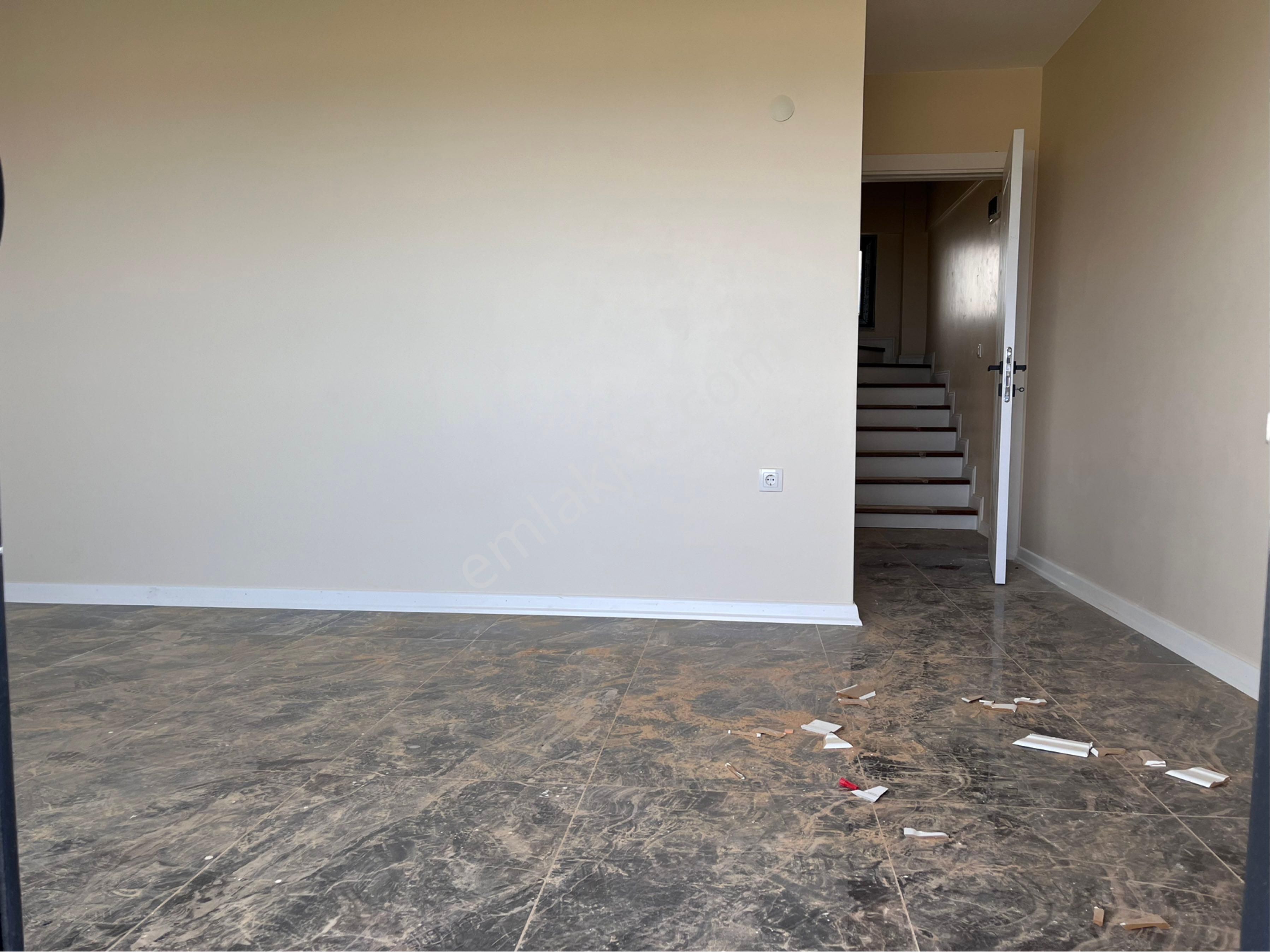 Şarköy İstiklal Mh. Full Deniz Manzaralı 4 Katlı 5+1 İkiz Triplex Satılık - Görsel 23