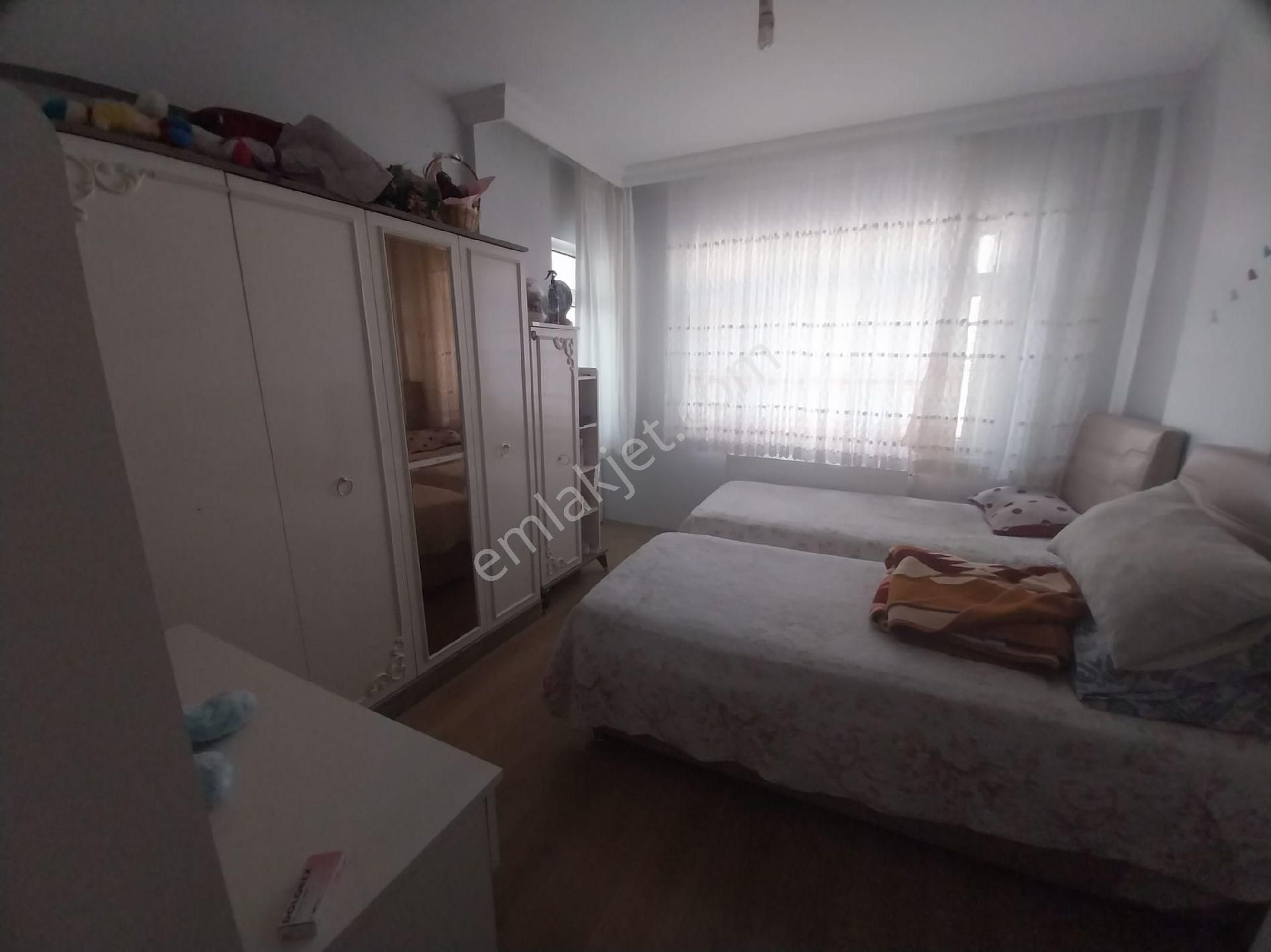 Kurtuluş Mah. İçi Yapılı Masrafsız Bakımlı Kombili Ara Kat Satılık 3+1 Daire - Görsel 19