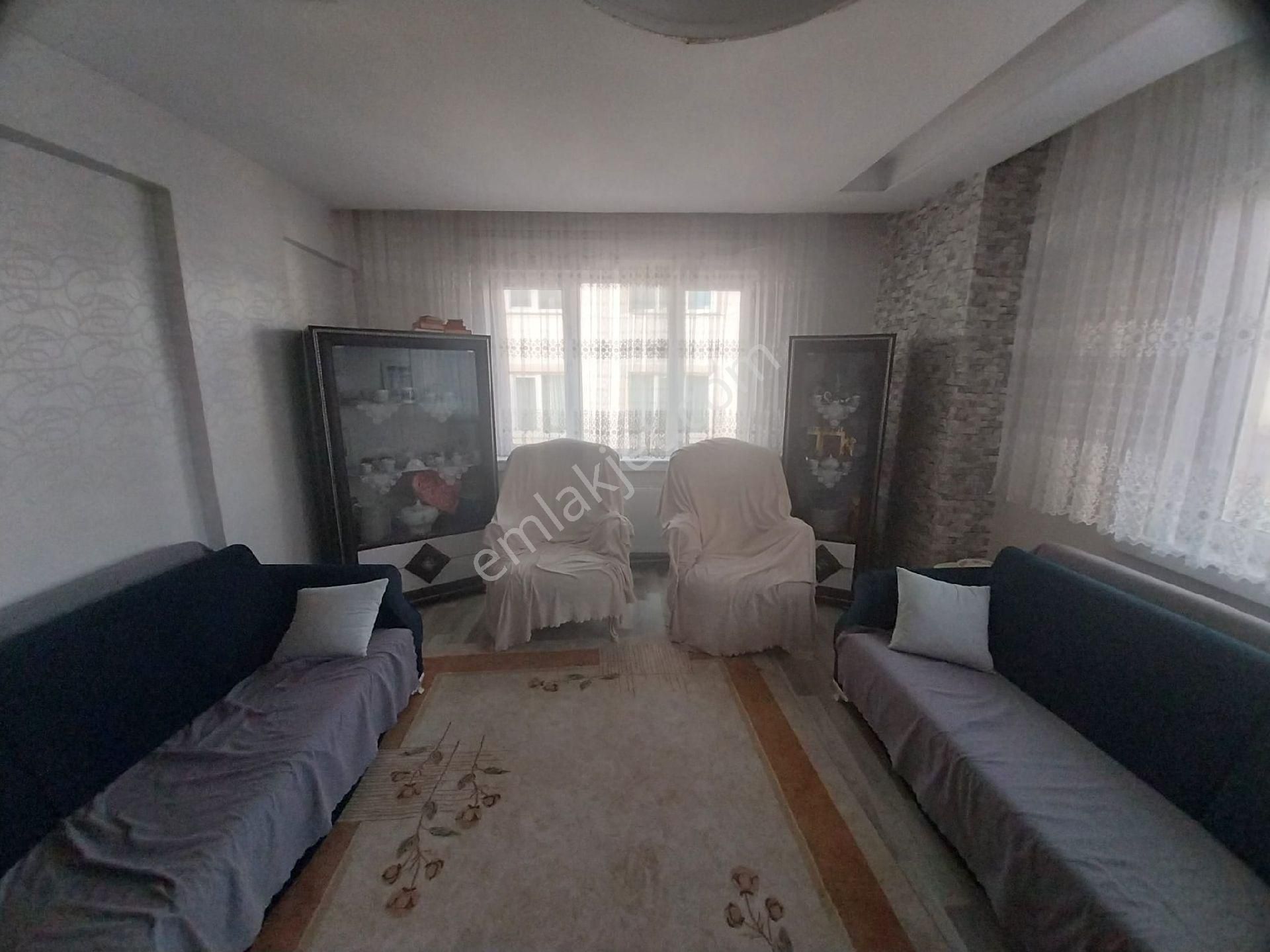 Kurtuluş Mah. İçi Yapılı Masrafsız Bakımlı Kombili Ara Kat Satılık 3+1 Daire - Görsel 4
