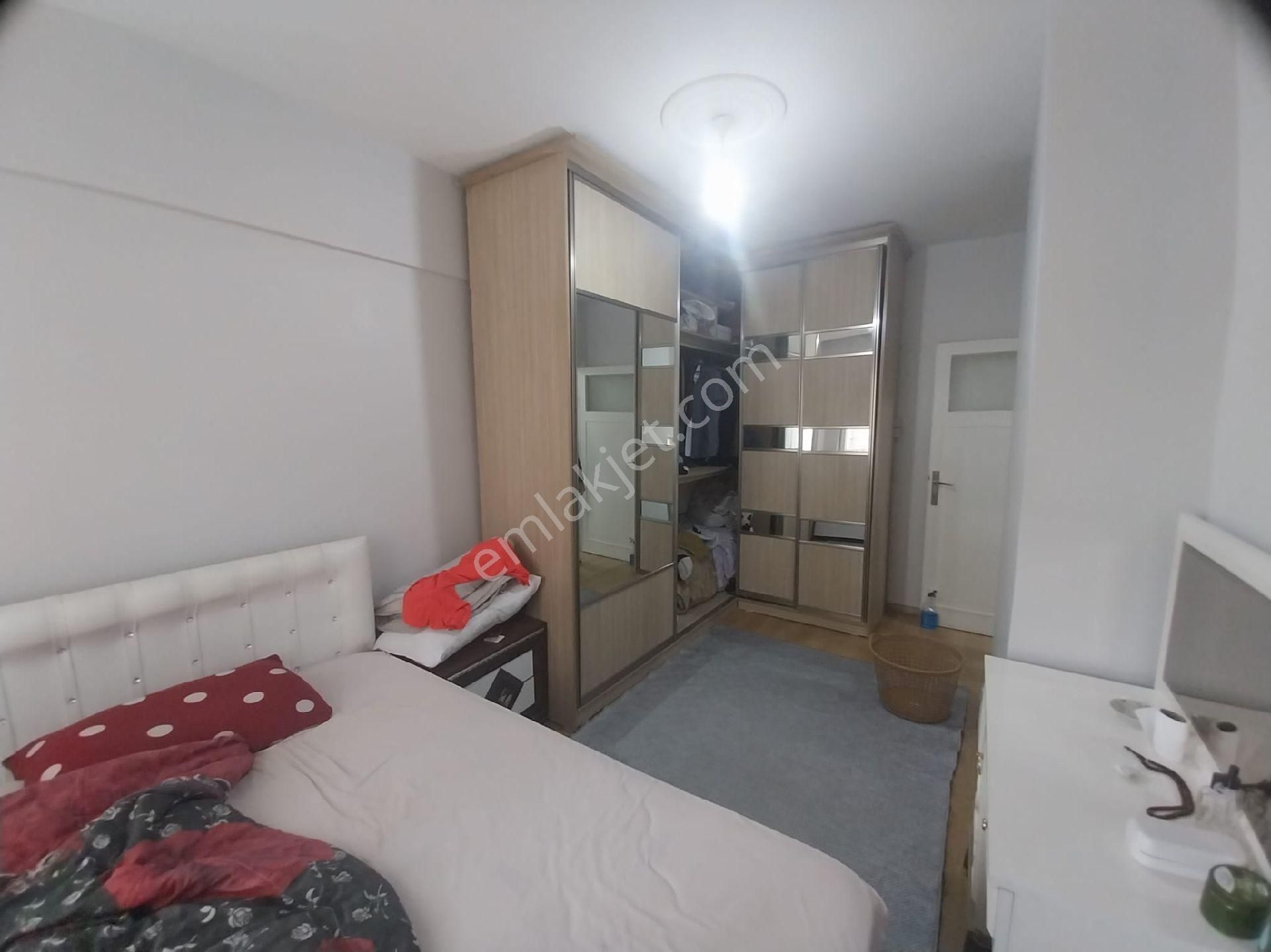 Kurtuluş Mah. İçi Yapılı Masrafsız Bakımlı Kombili Ara Kat Satılık 3+1 Daire - Görsel 22