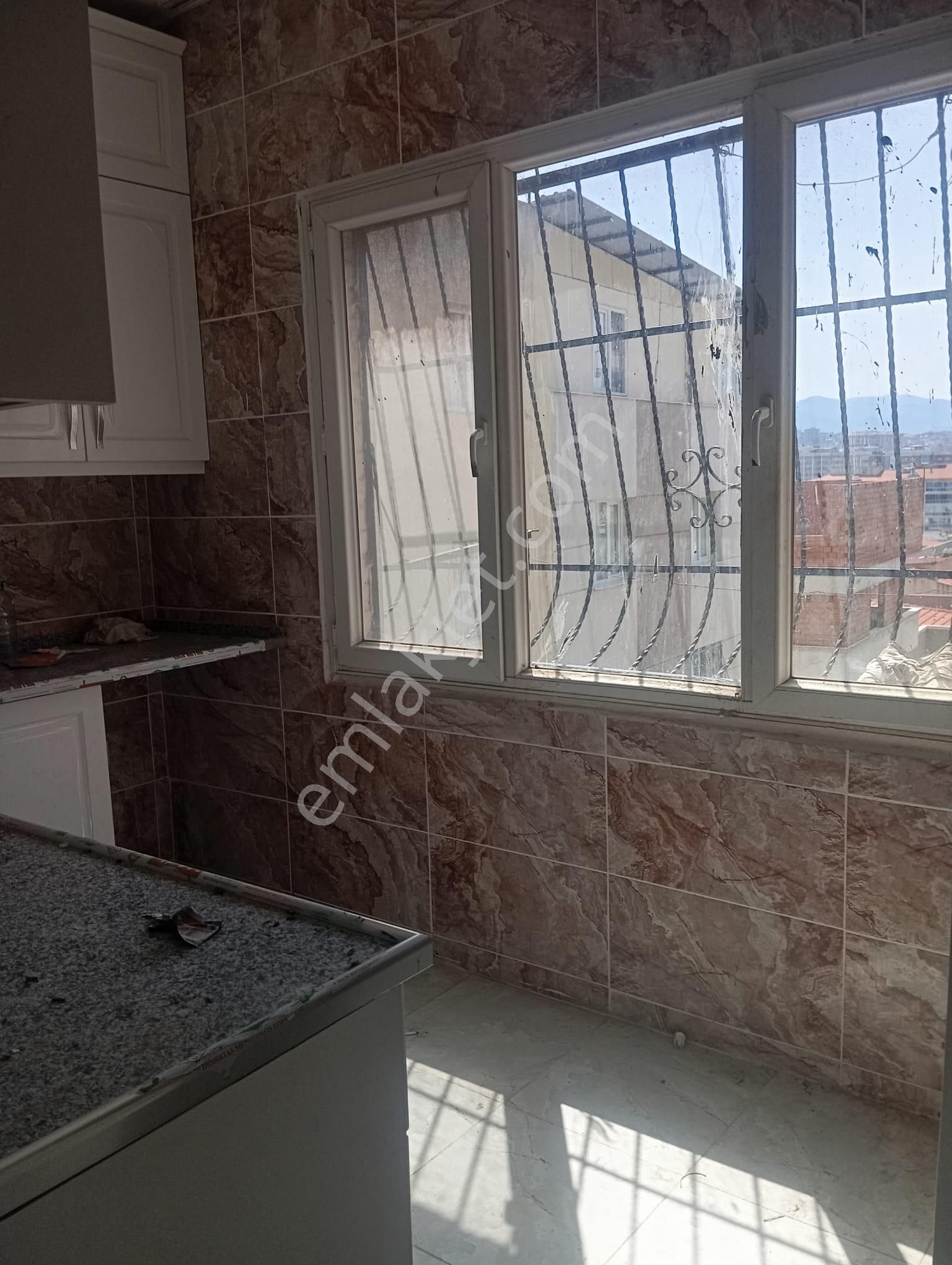 Bakımlı Temiz Geniş Caddeye Yakın Satılık Daire - Görsel 17
