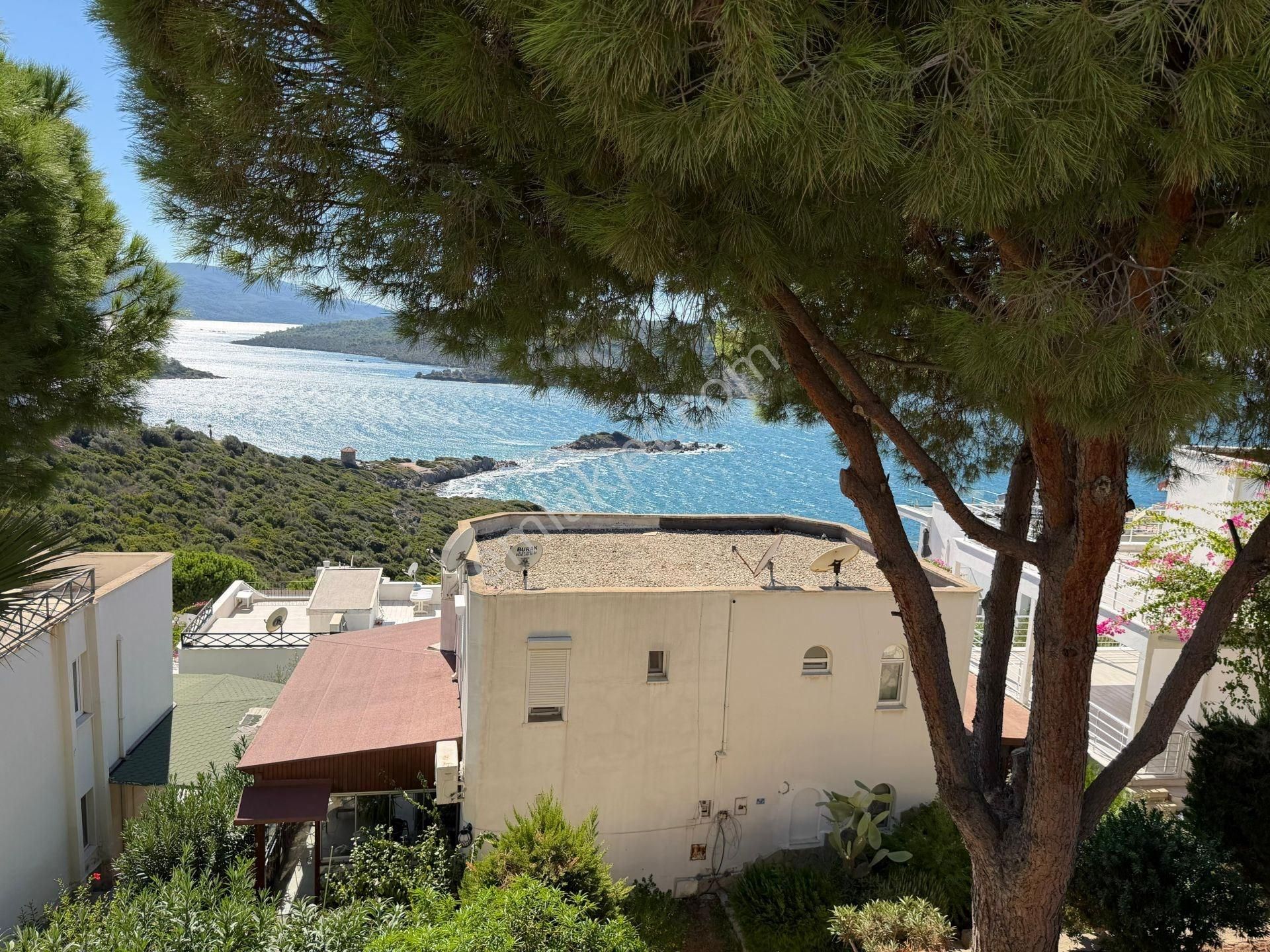 Boğaziçi Adabükü'nde Deniz Manzaralı Özel Plajlı Satılık Villa - Görsel 6
