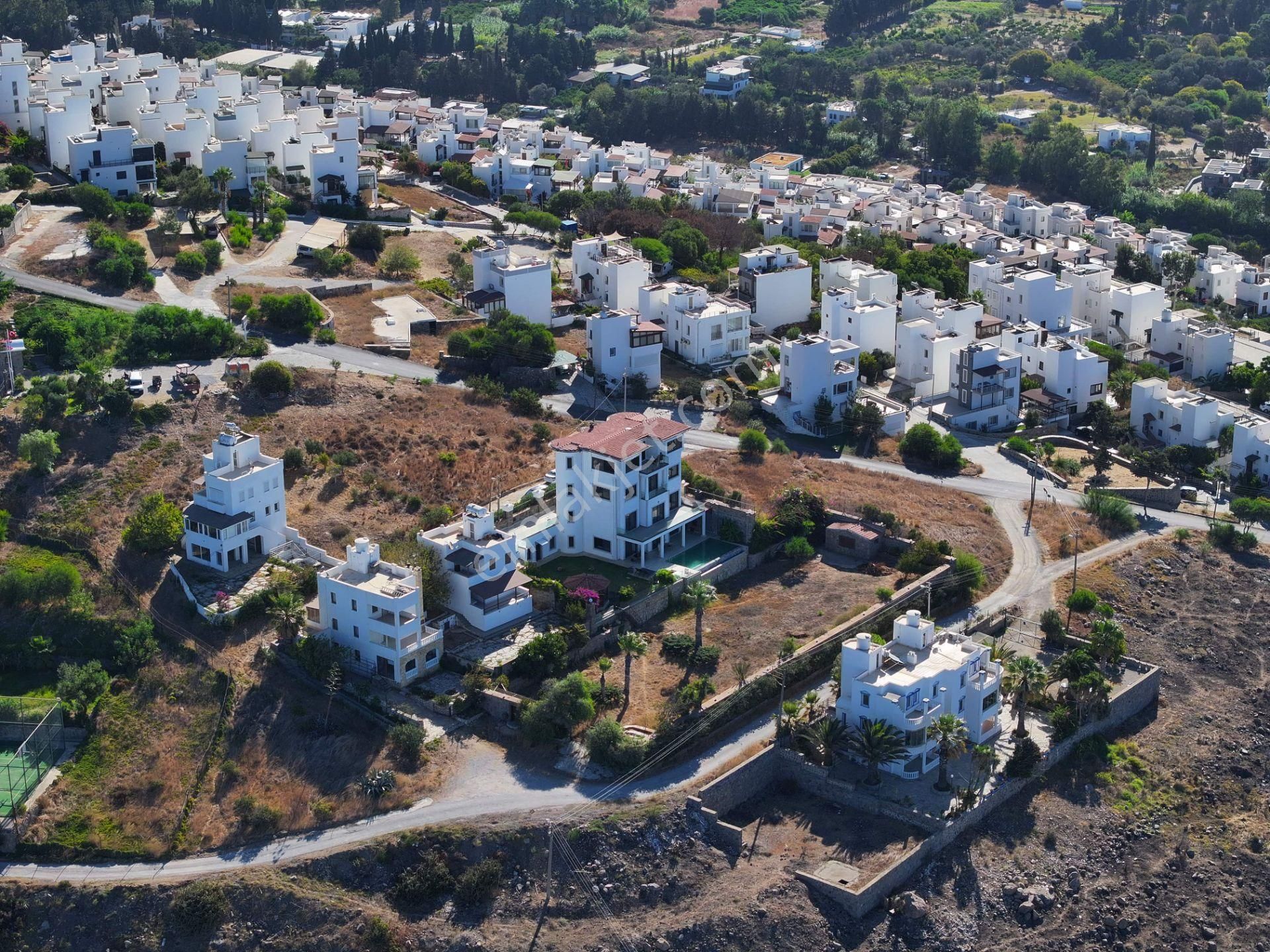 Akyarlar'da 11+4 Muhteşem Deniz Manzaralı Satılık Malikane - Görsel 5