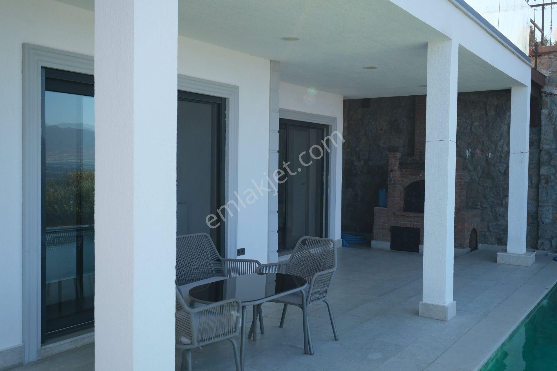 Akyarlar'da 11+4 Muhteşem Deniz Manzaralı Satılık Malikane - Görsel 10