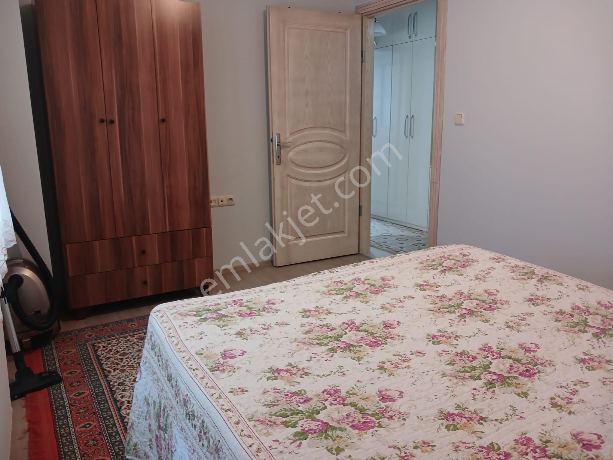 Tepebaşı Mustafa Kemal Paşa Mah. Şehir Merkezine Yakın Eşyalı Kiralık 1+1 Daire - Görsel 8