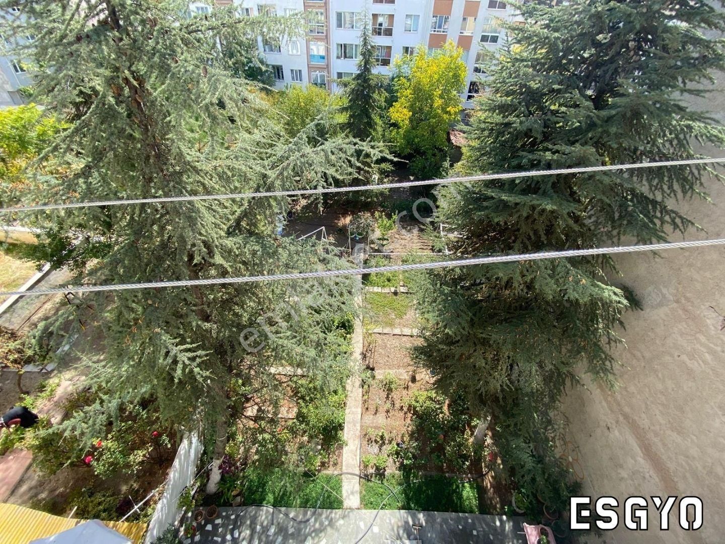 Esgyo'dan Kurtuluş Mh Vatan Caddesi Ara Sokağı 3+1 Kiralık Daire - Görsel 14