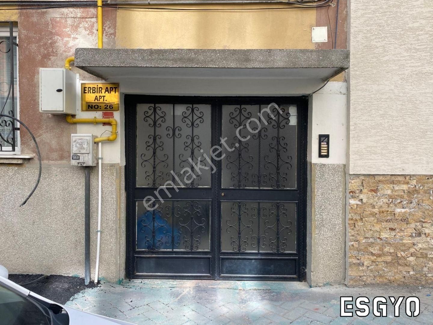 Esgyo'dan Kurtuluş Mh Vatan Caddesi Ara Sokağı 3+1 Kiralık Daire - Görsel 2