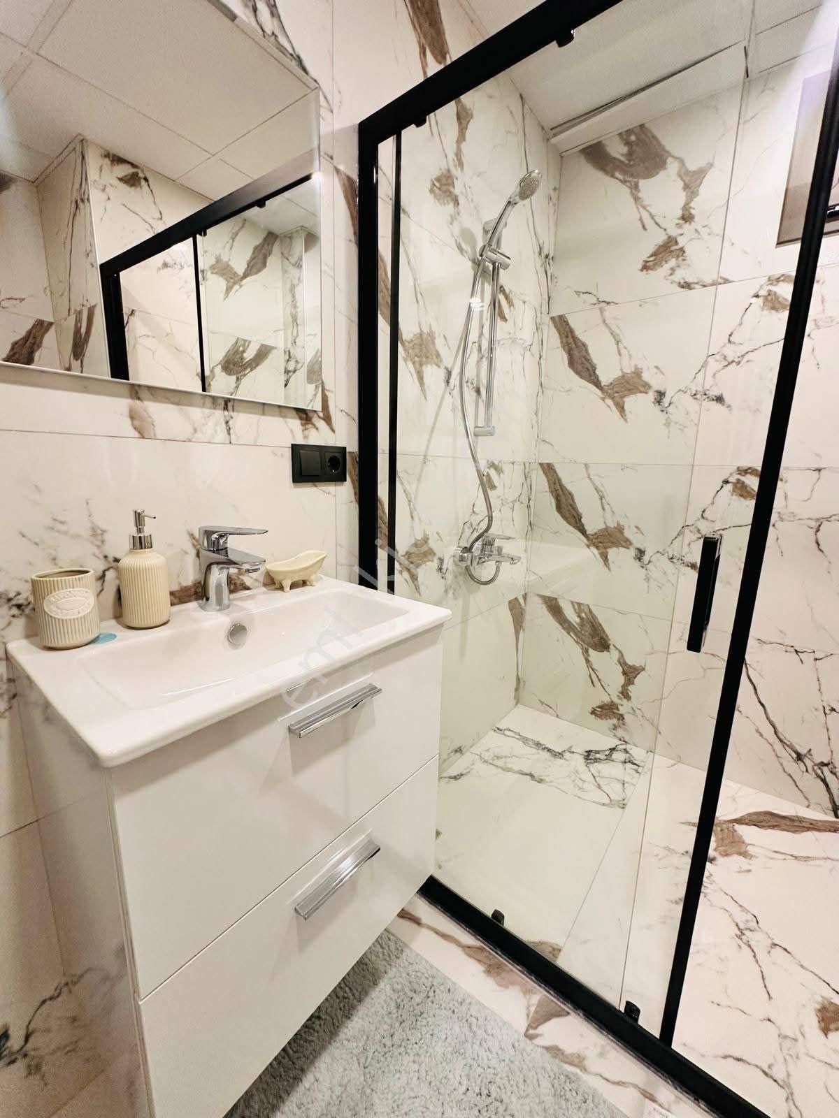 Ağaçlı Köyünde 3+1 Yerden Isıtmalı Akıllı Ev Sistemli Otamatik Panjurlu Havuzlu Satılık Daire - Görsel 25