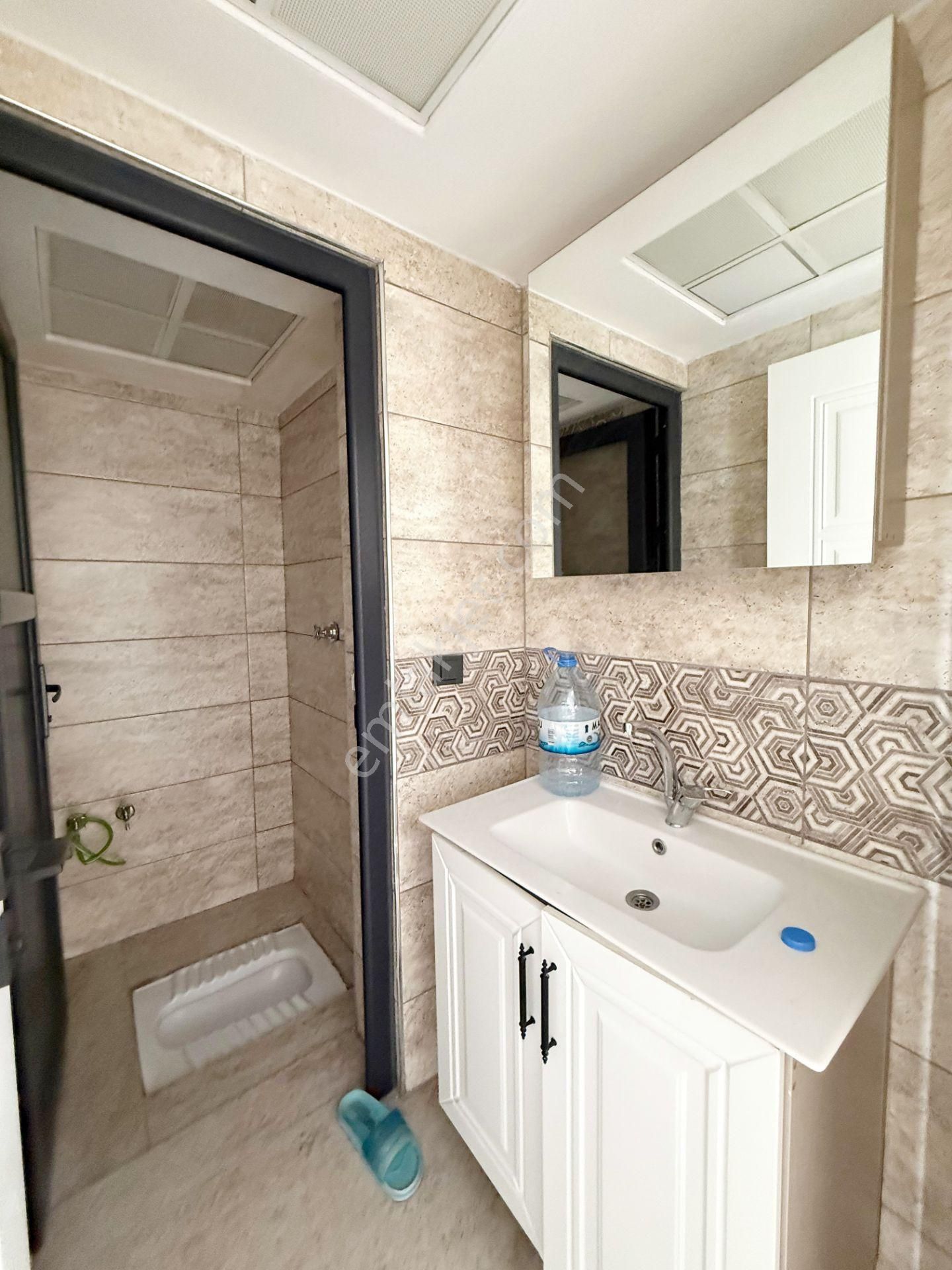 Karacaahmet'te Çift Balkon Çift Banyolu Ultra Lüx 3+1 Daire - Görsel 19