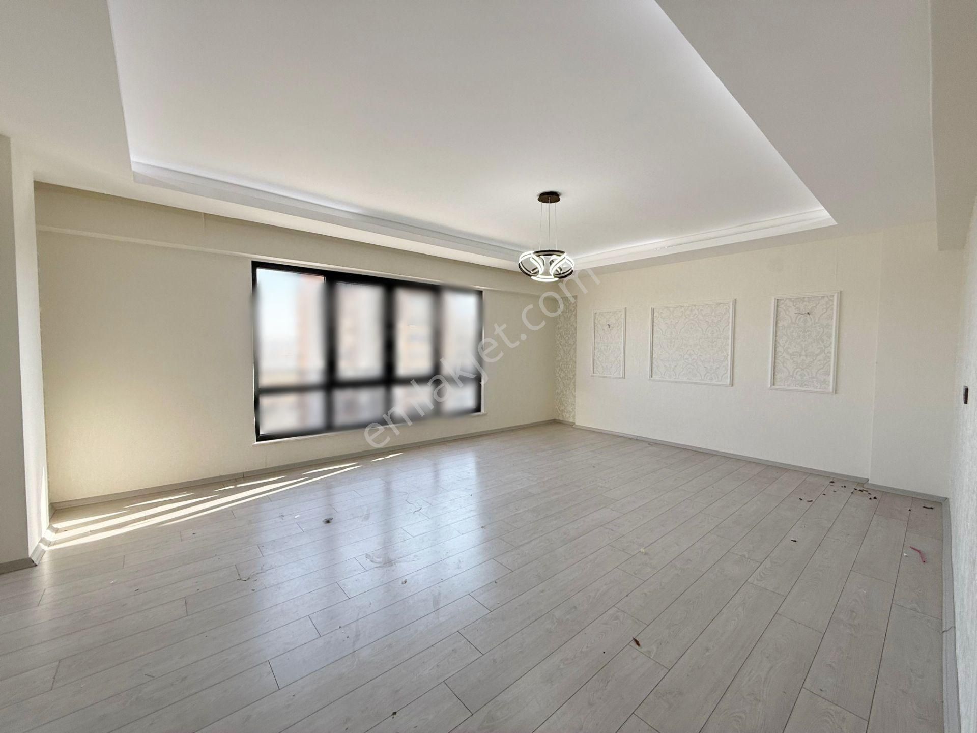 Karacaahmet'te Çift Balkon Çift Banyolu Ultra Lüx 3+1 Daire - Görsel 7