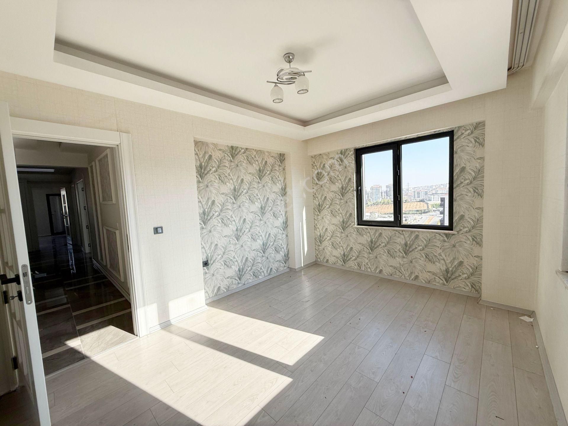 Karacaahmet'te Çift Balkon Çift Banyolu Ultra Lüx 3+1 Daire - Görsel 9